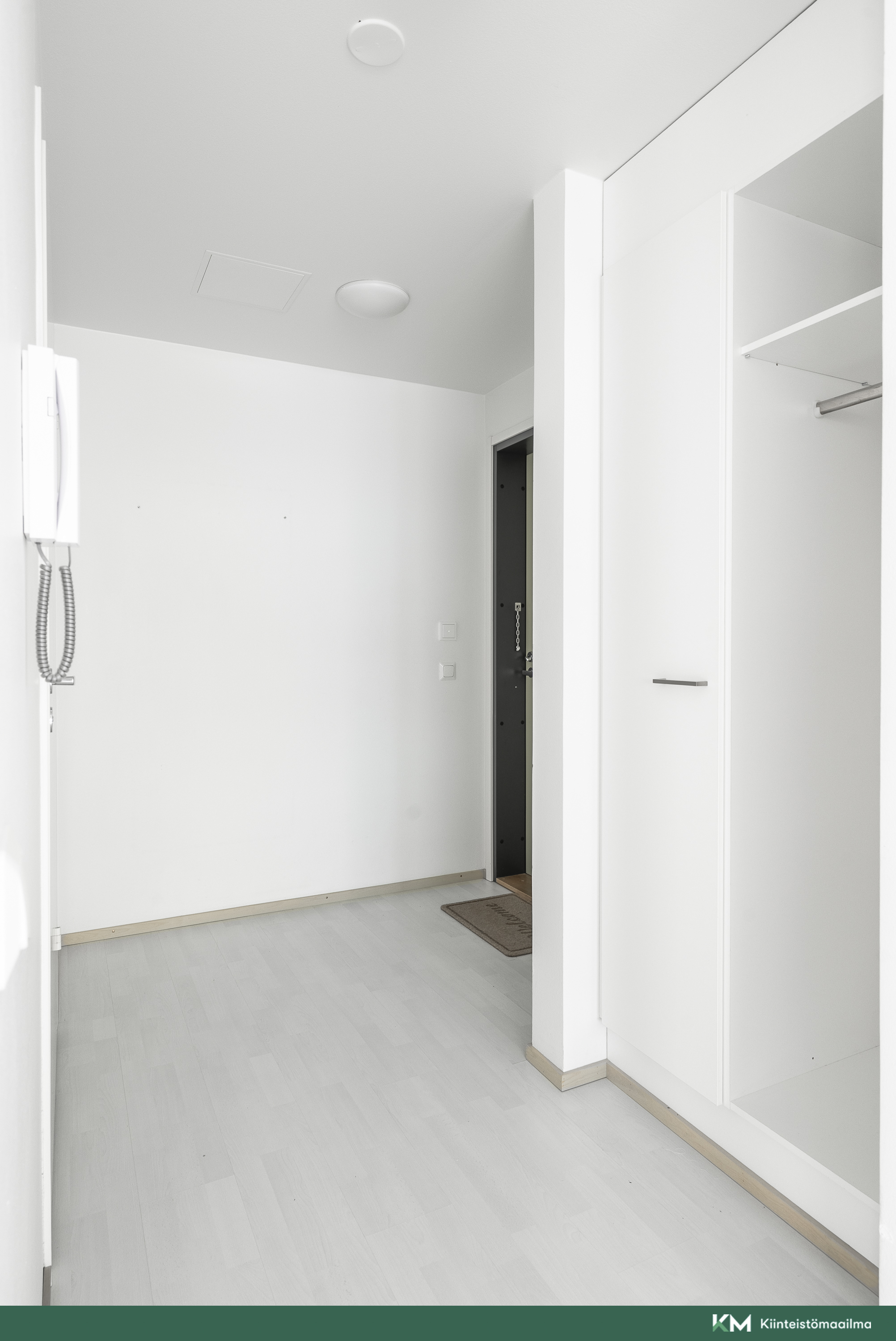 Välimerenkatu 6, Jätkäsaari, Helsinki