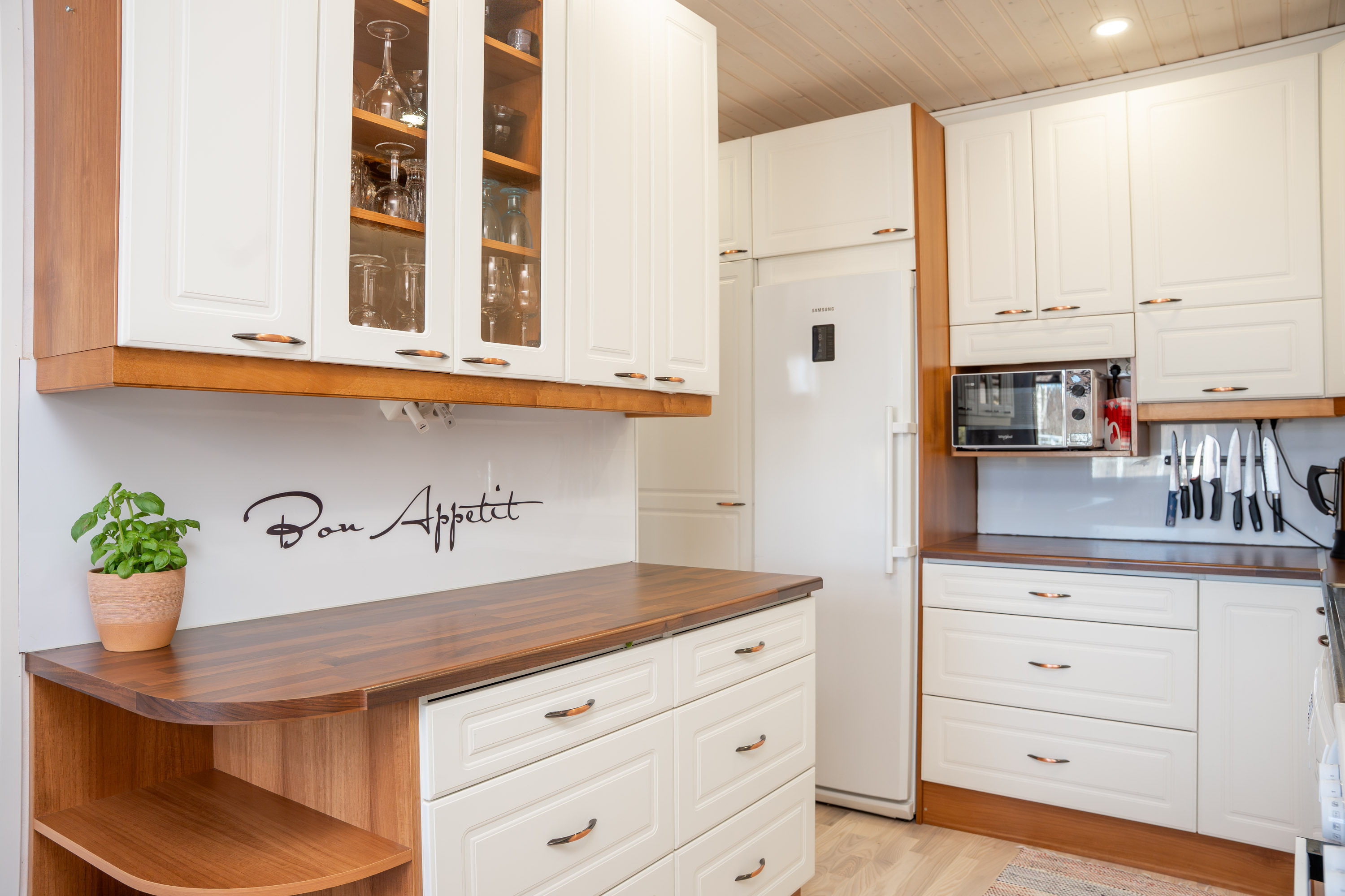 Mesiheinäntie 10, Laajankangas, Kajaani