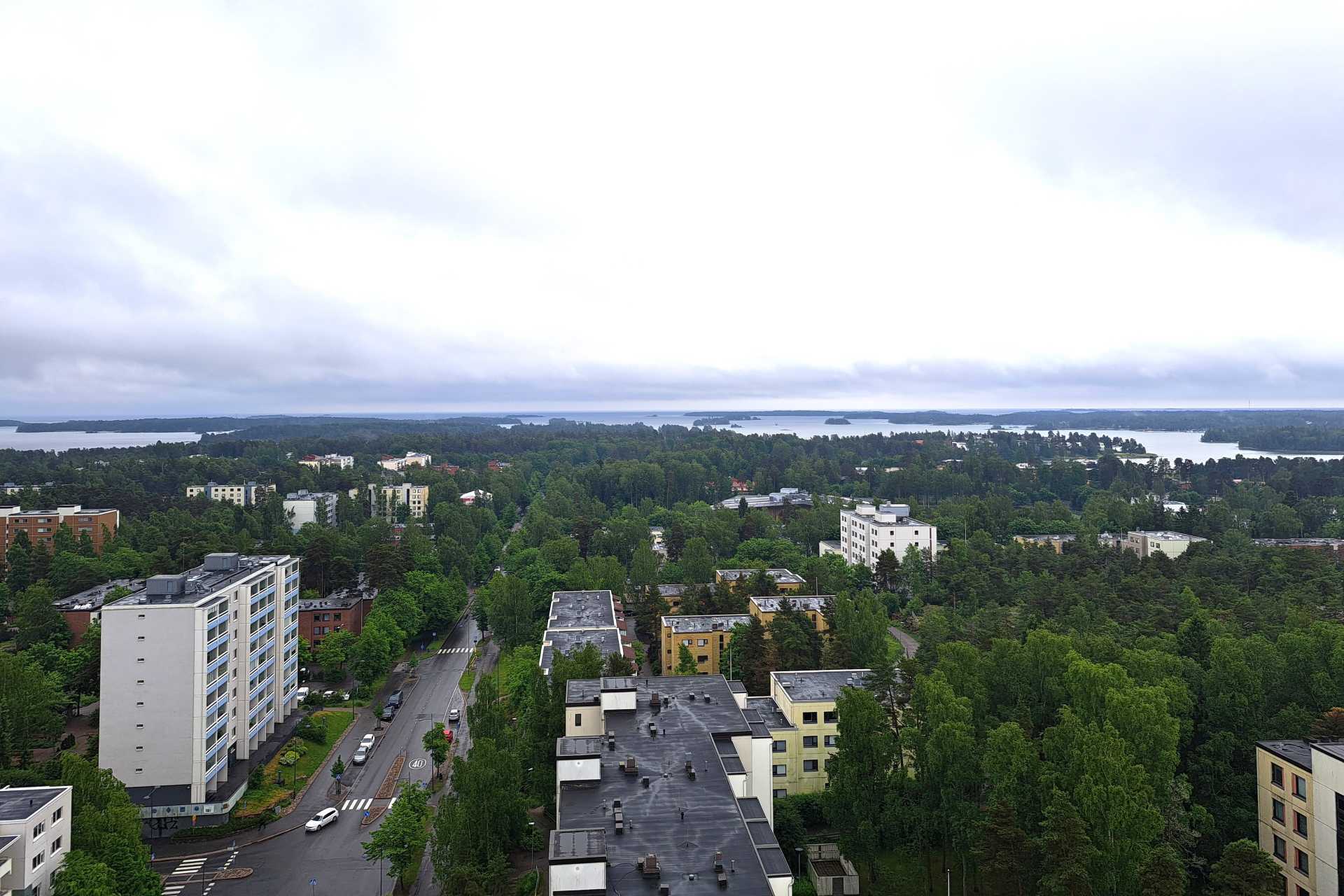 näkymä ylin kerros käytävän parvekkeelta
