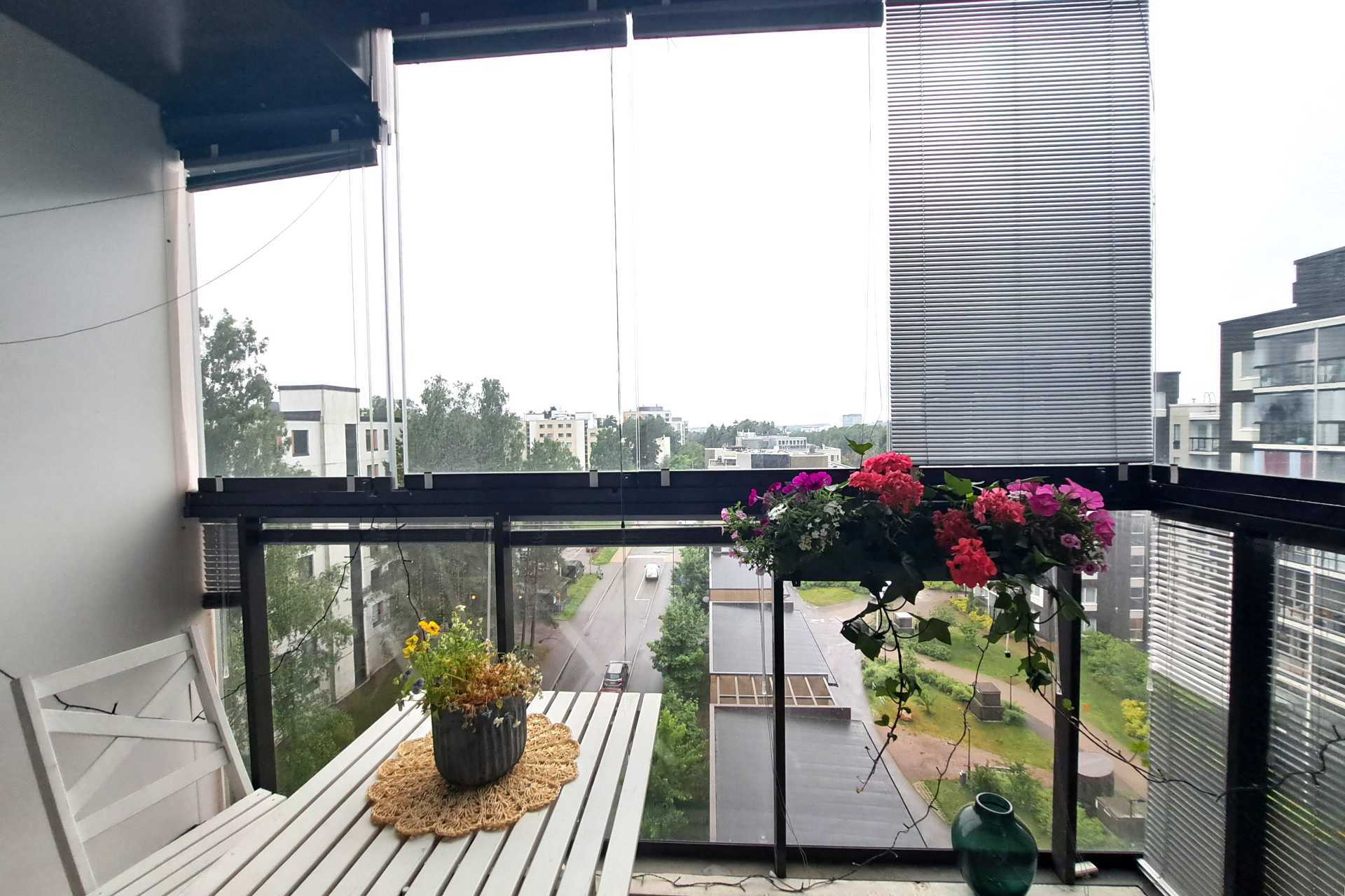 näkymä parvekkeelle