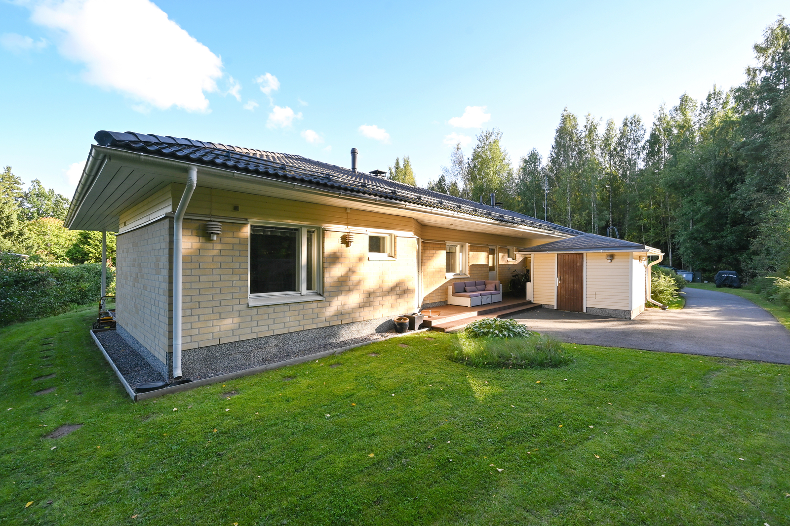 Joutsenentie 1, Riihikallio, Tuusula