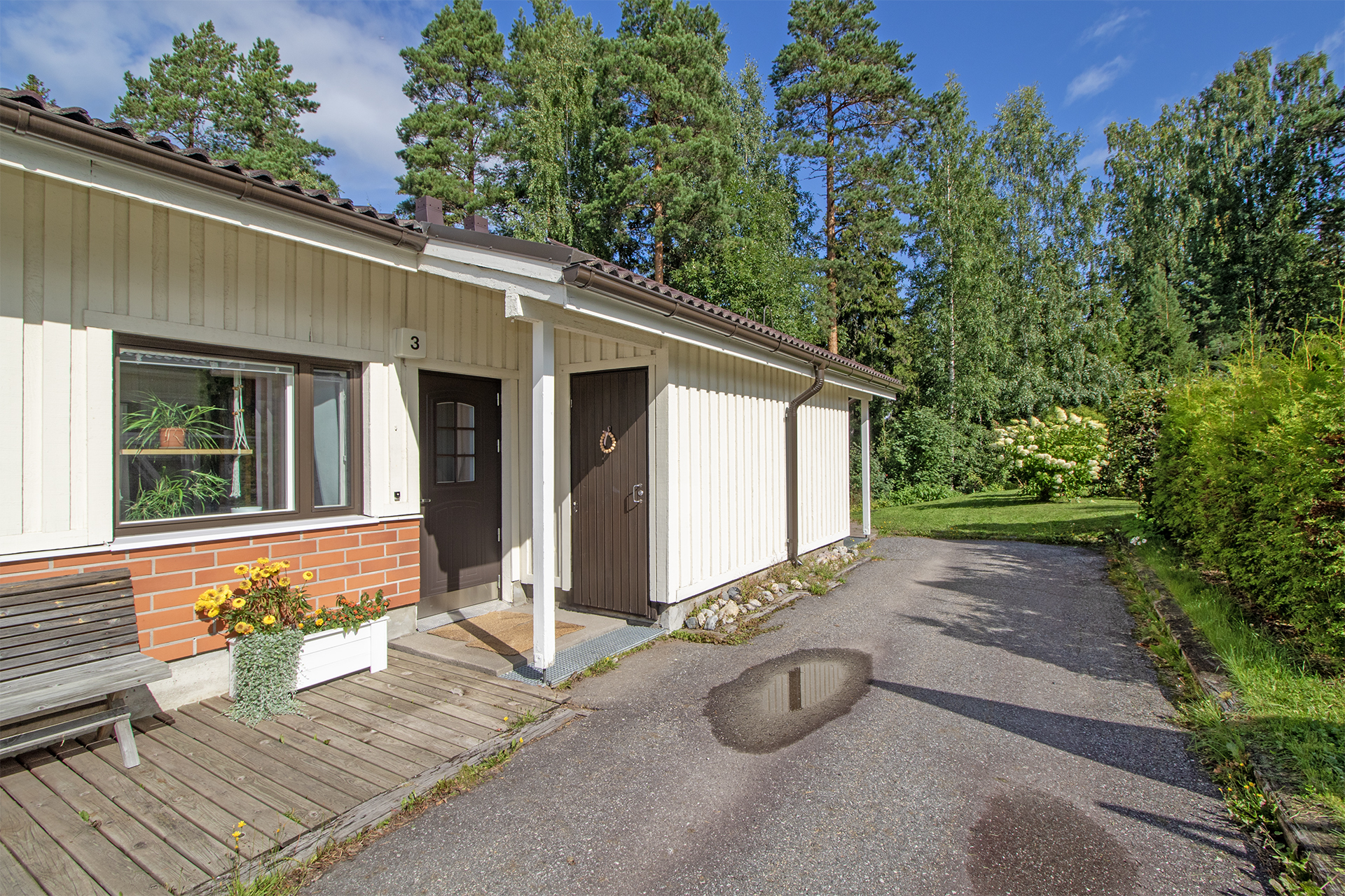 Sisäänkäynti