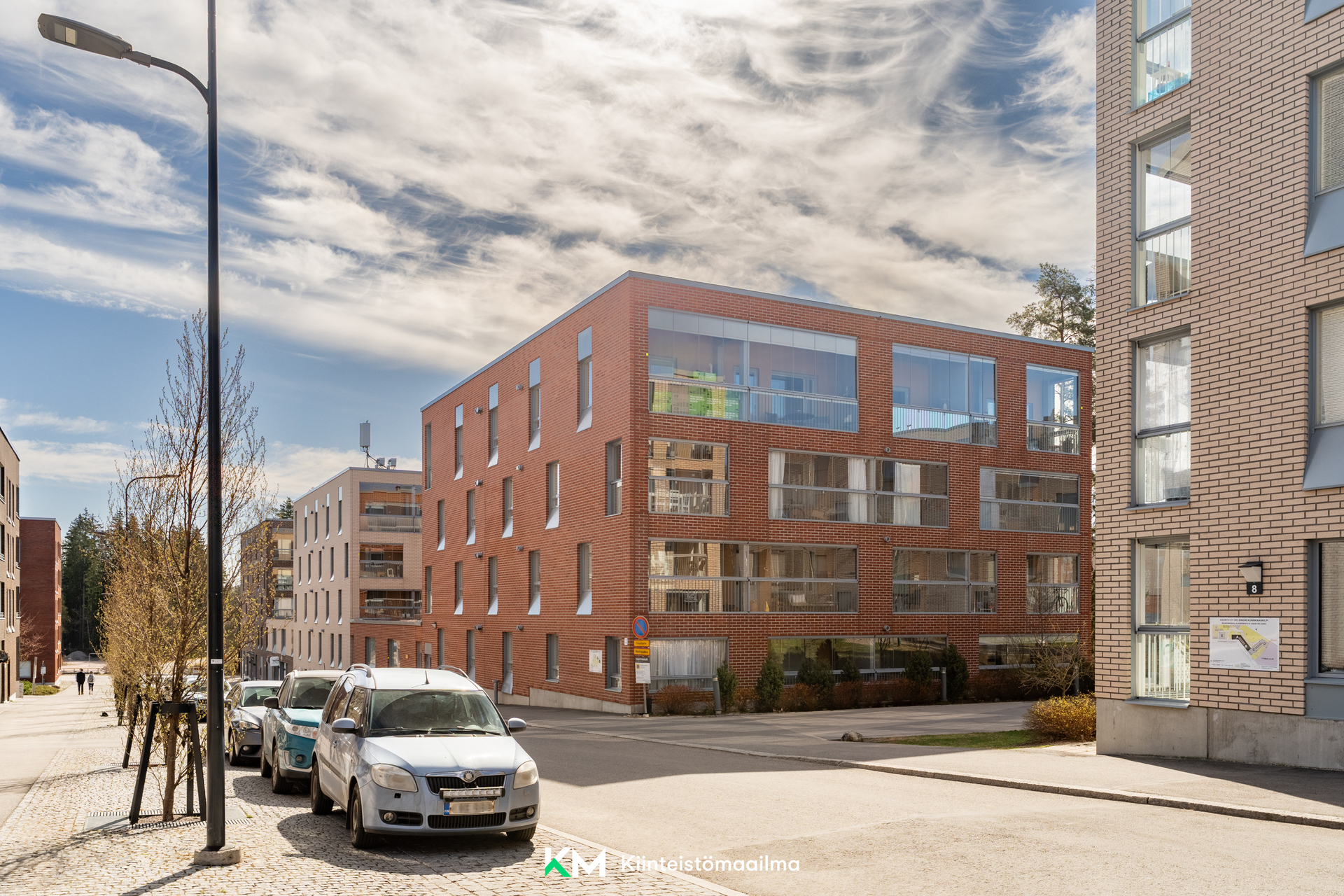 Maisemamaalauksenkatu 4, Kuninkaantammi, Helsinki