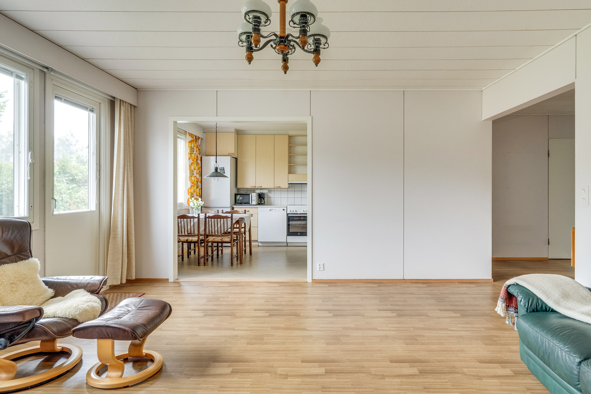 Särkitie 8, Vuorentausta, Ylöjärvi