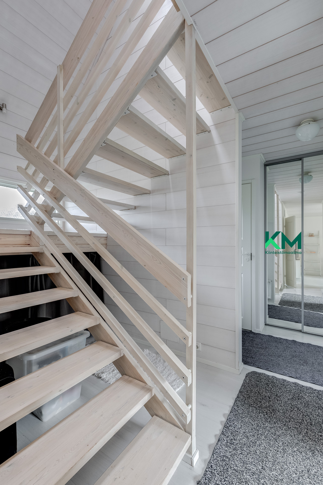 Kuusmiehentie 68, Paloheinä, Helsinki