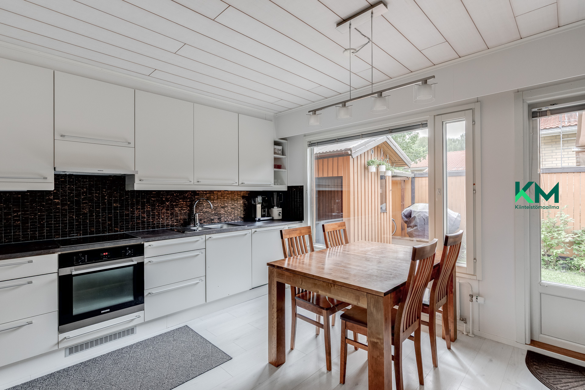 Kuusmiehentie 68, Paloheinä, Helsinki