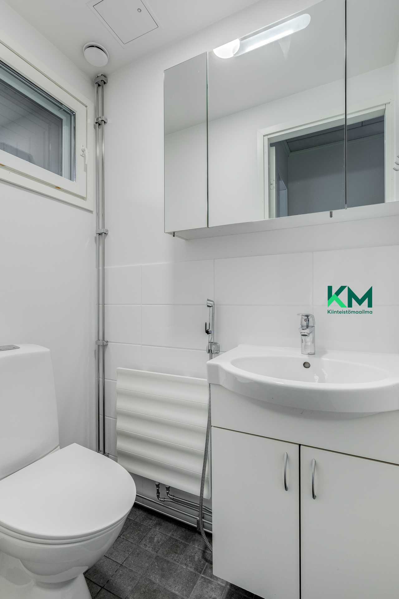 Kuusmiehentie 68, Paloheinä, Helsinki
