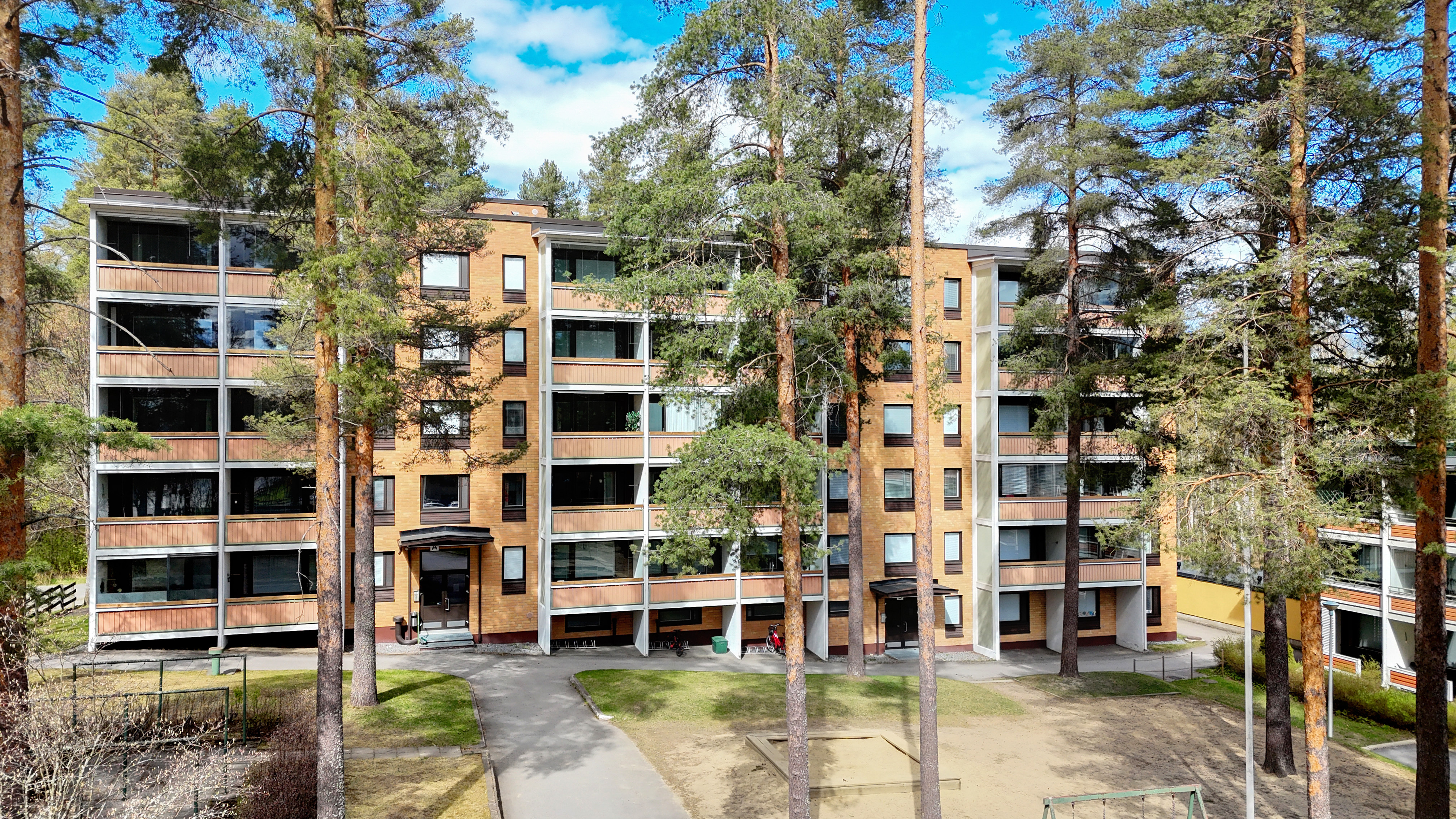 Karsikonkatu 16, Joensuu