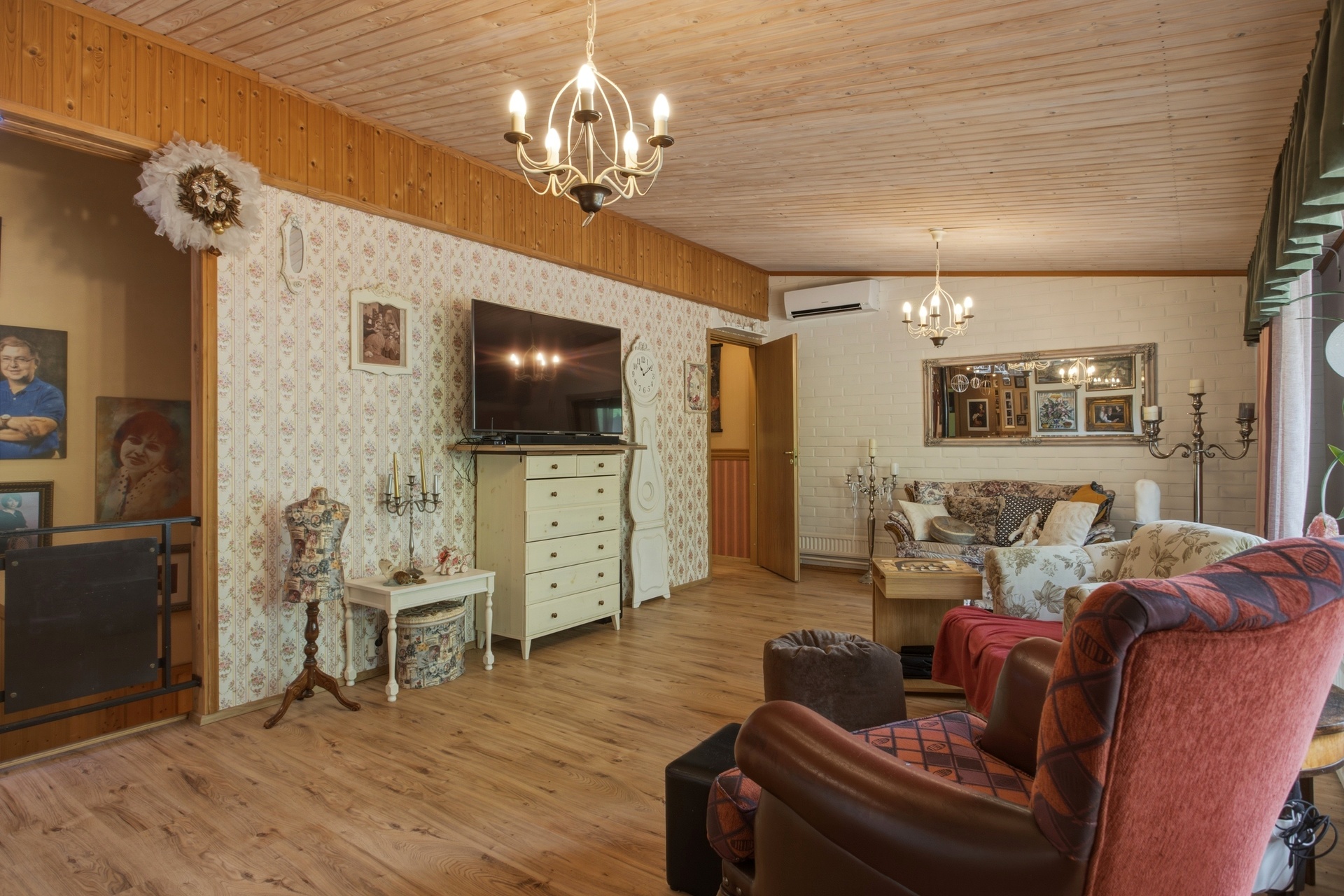 Suurmuuntajantie 8, Koria, Kouvola