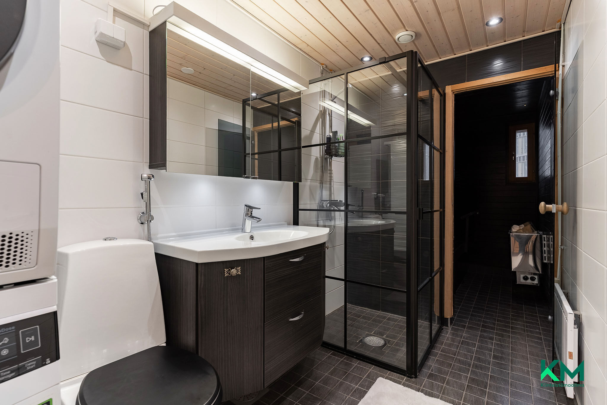 Tyylikäs kylpyhuone