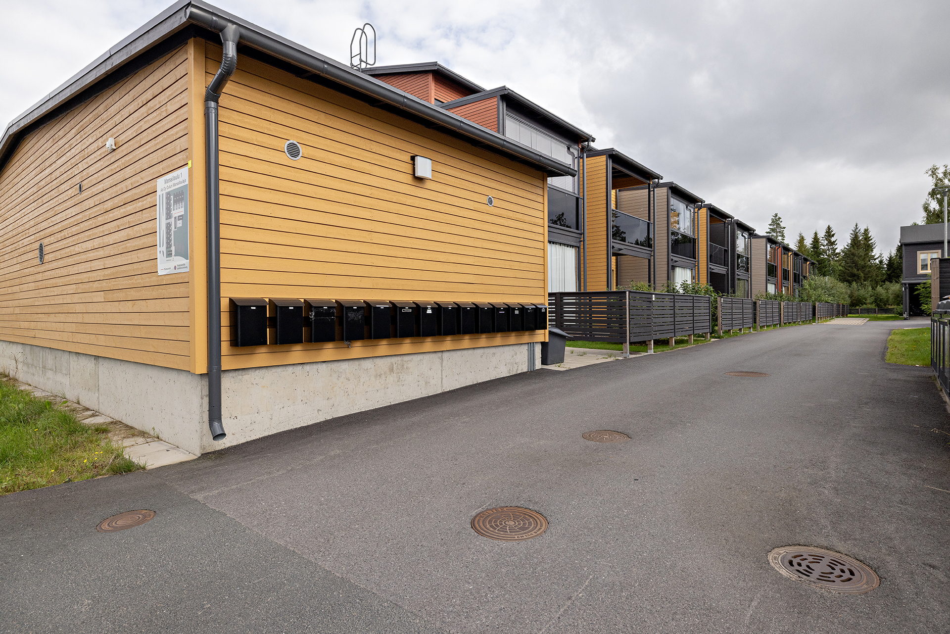 Marssilaulu 1, Hiukkavaara, Oulu