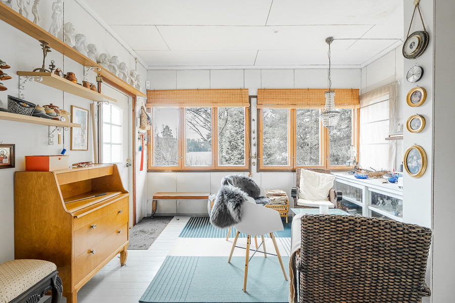 SISÄÄNKÄYNTI TALOON