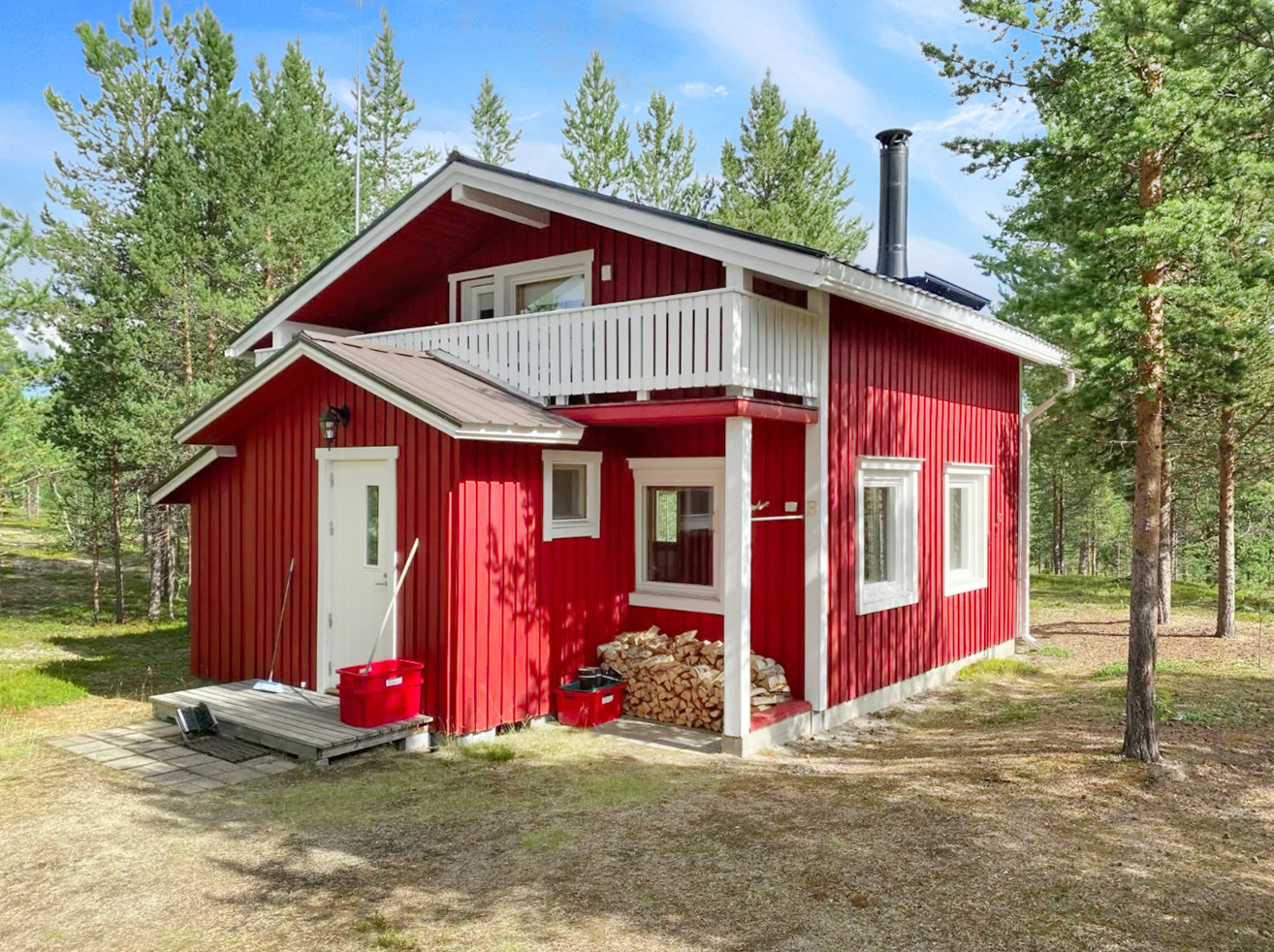 Asuinrakennuksen julkisivu