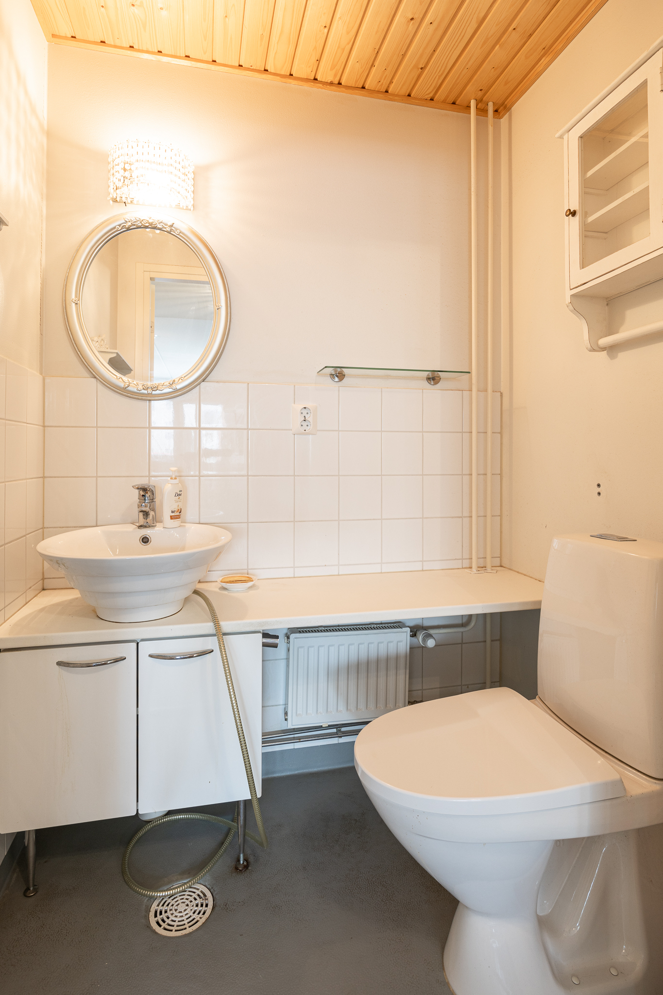 Erillinen wc