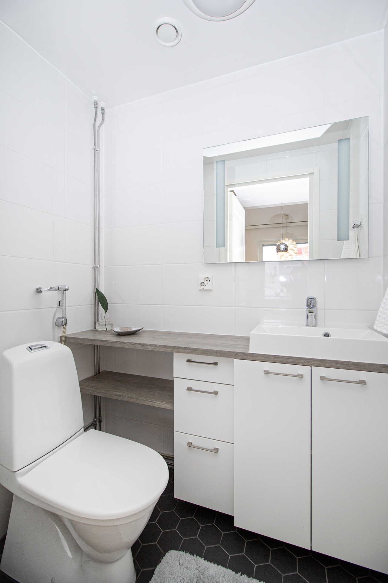 Erillinen wc.