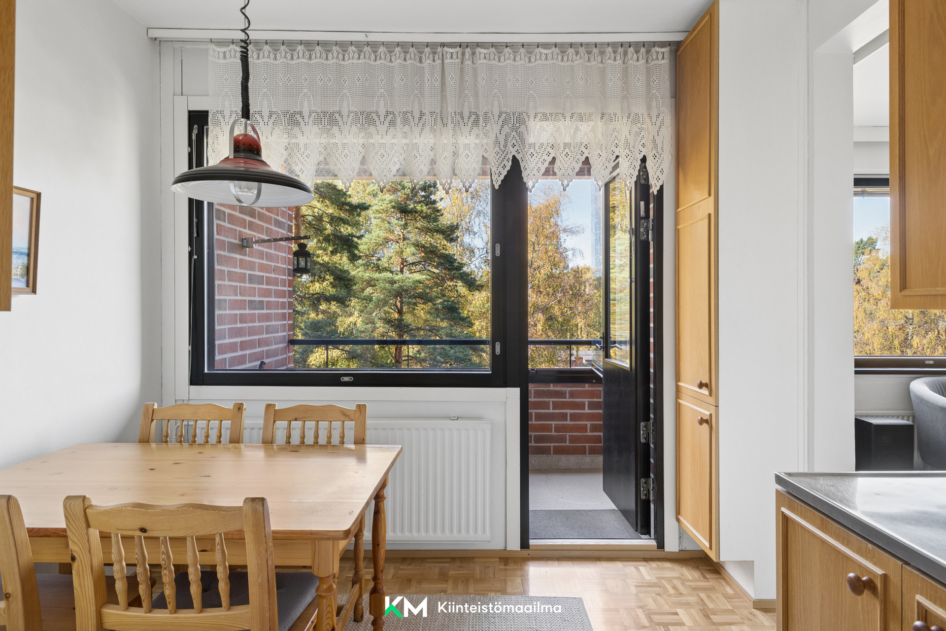 Ukonvaaja 6, Pohjois-Tapiola, Espoo