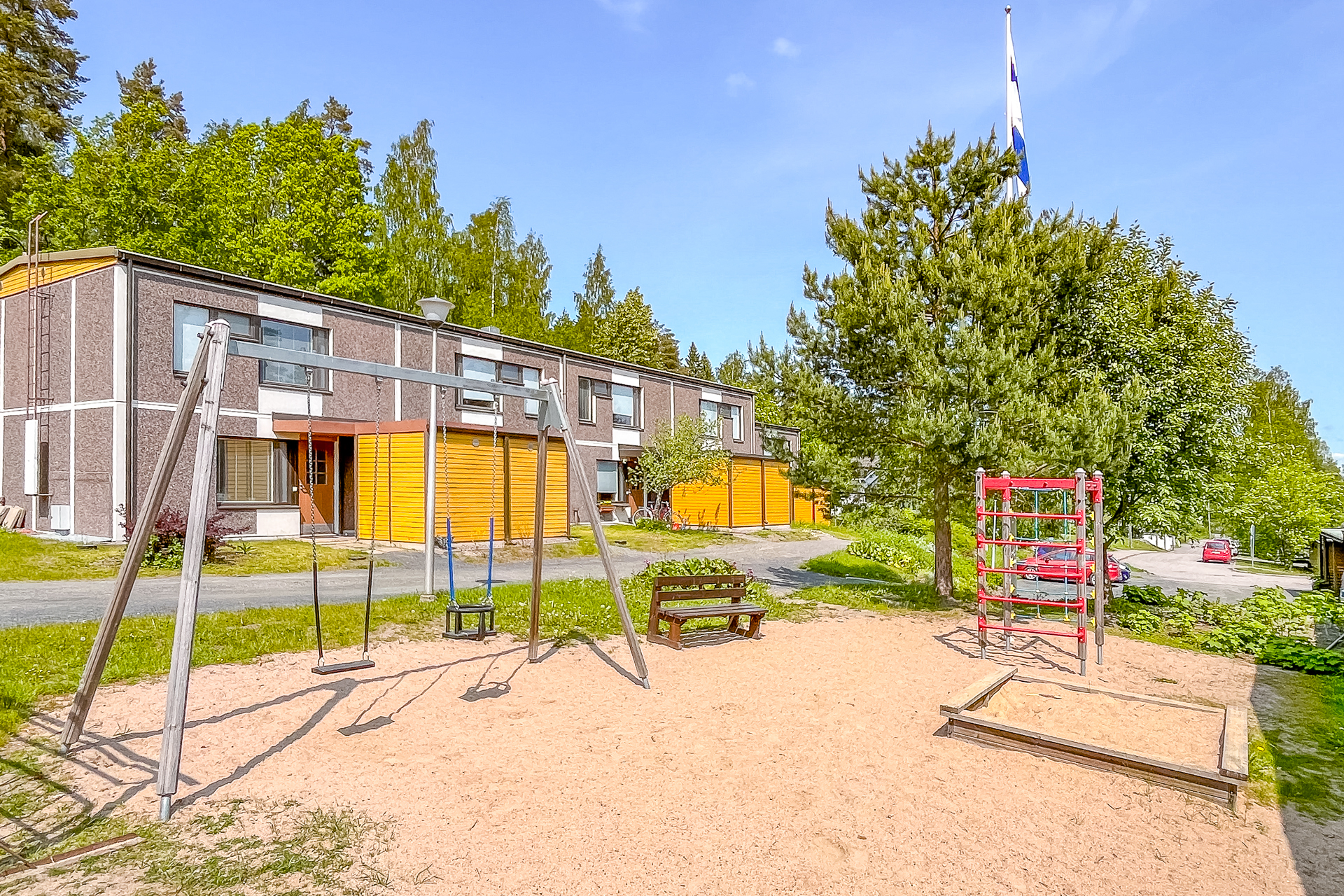 Ahmankatu 8, Hakalanmäki, Hyvinkää
