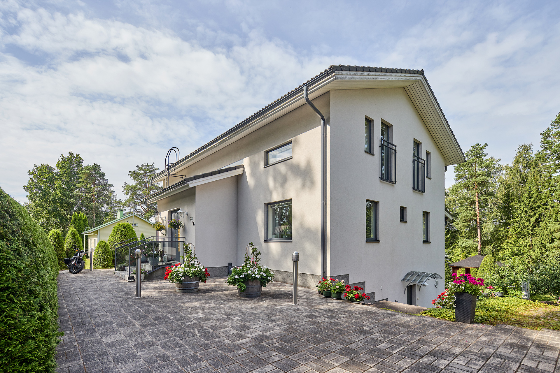 Helsingiuksentie 3, Maksjoki, Lohja