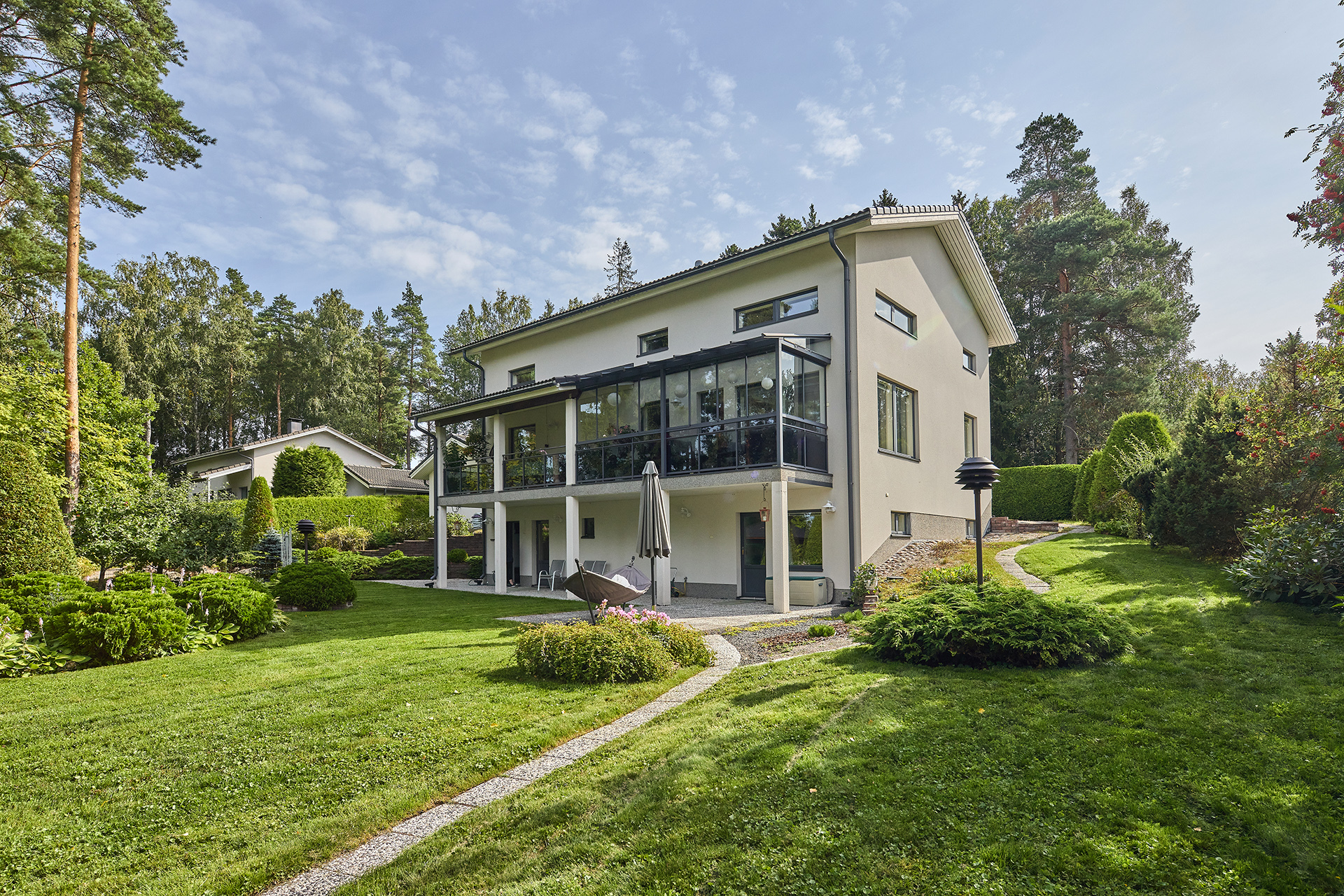 Helsingiuksentie 3, Maksjoki, Lohja