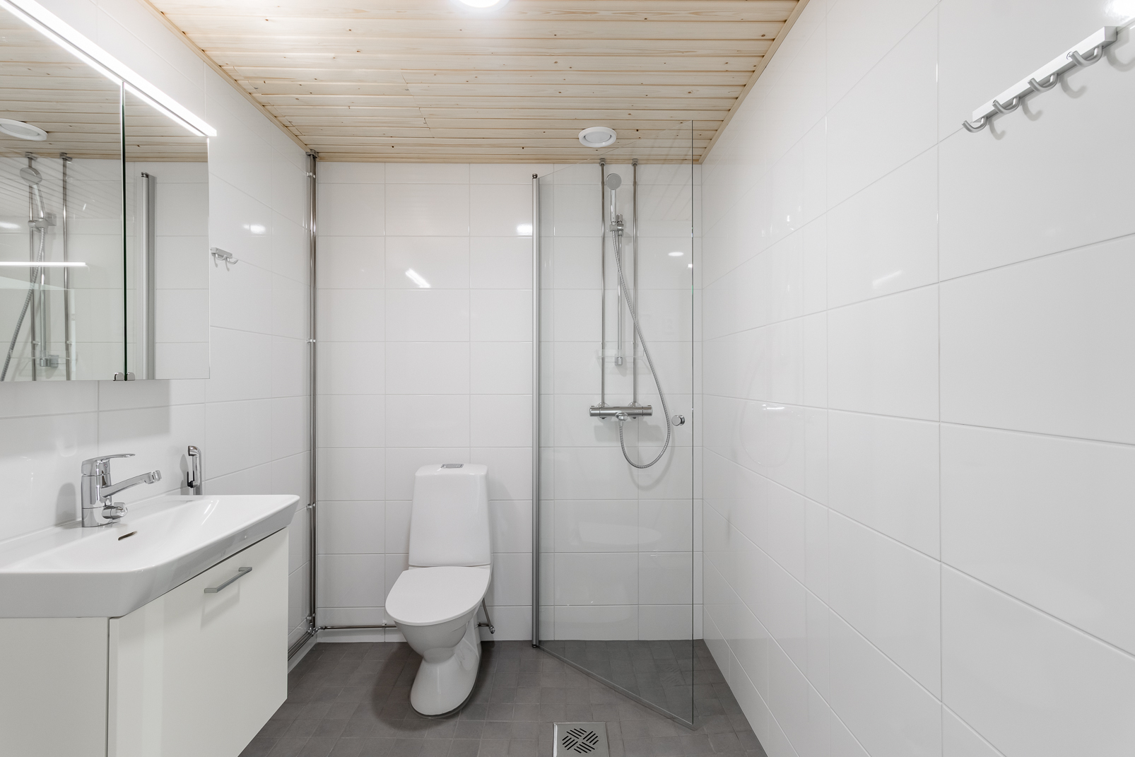 Kirkonkyläntie 11, Malmi, Helsinki
