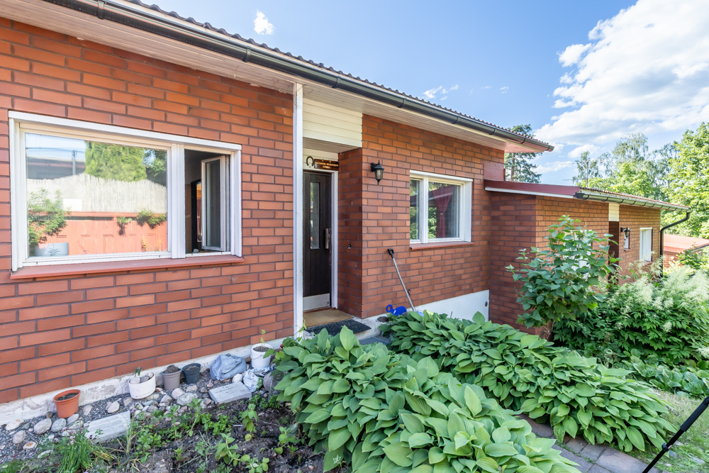 Kirsitie 12, Heikinlaakso, Helsinki