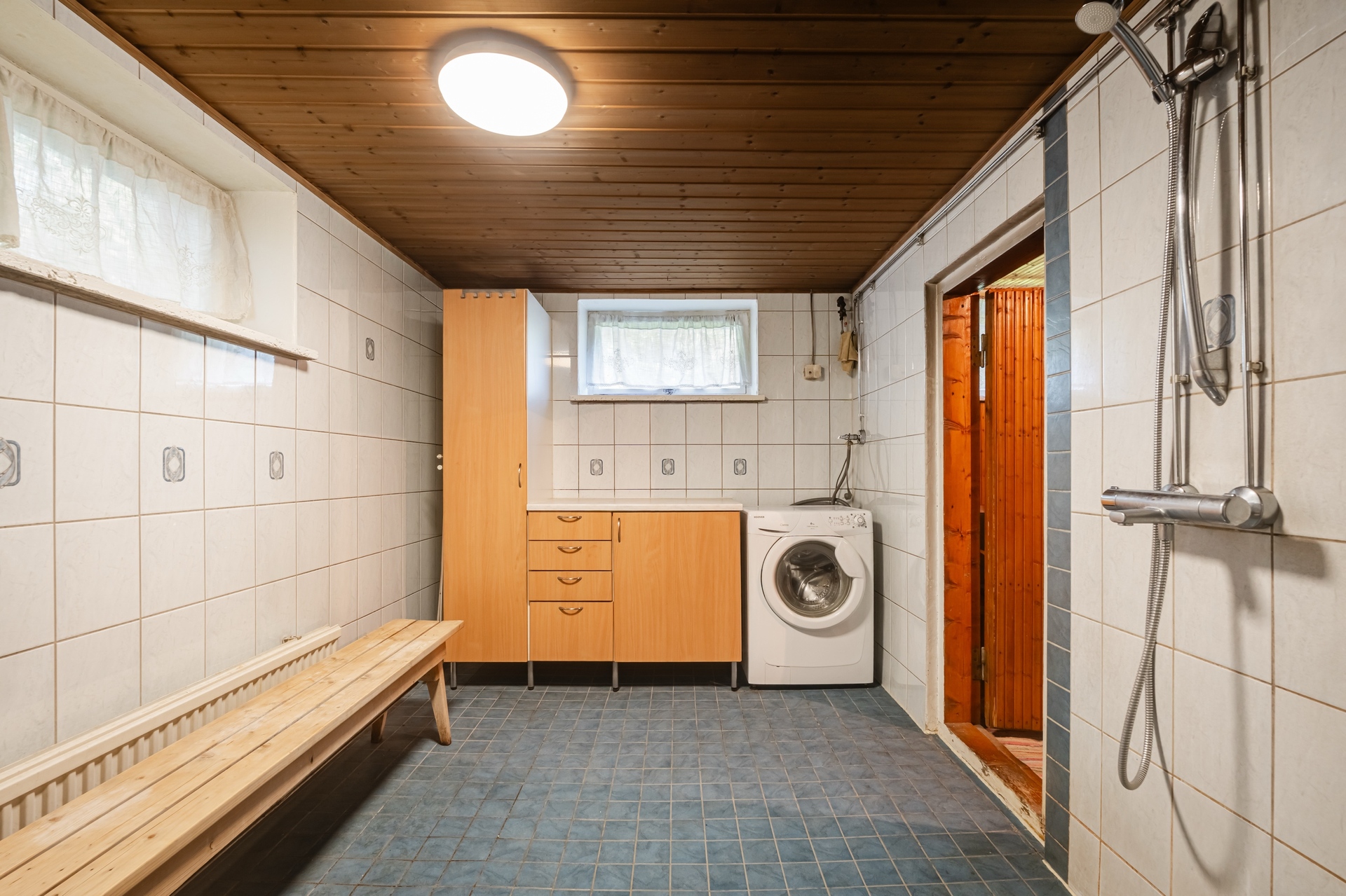 Piilomäentie 4, Launonen, Loppi