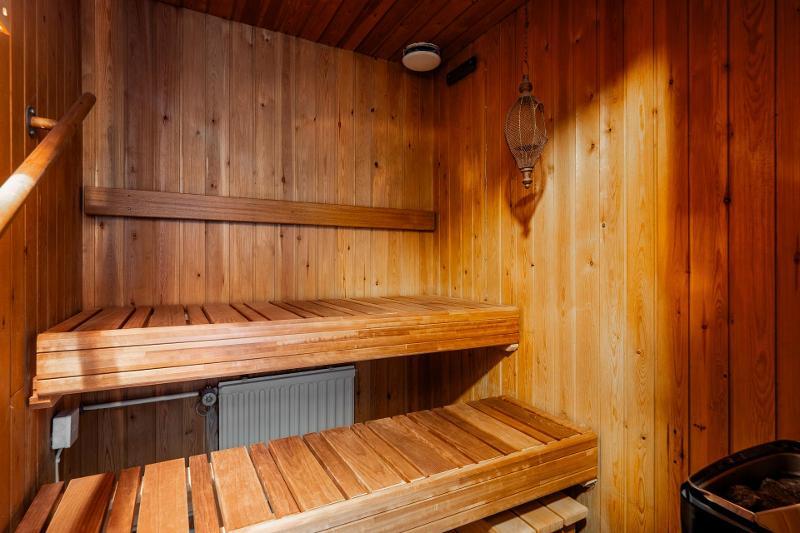 Hanhikkitie 2, Oulu