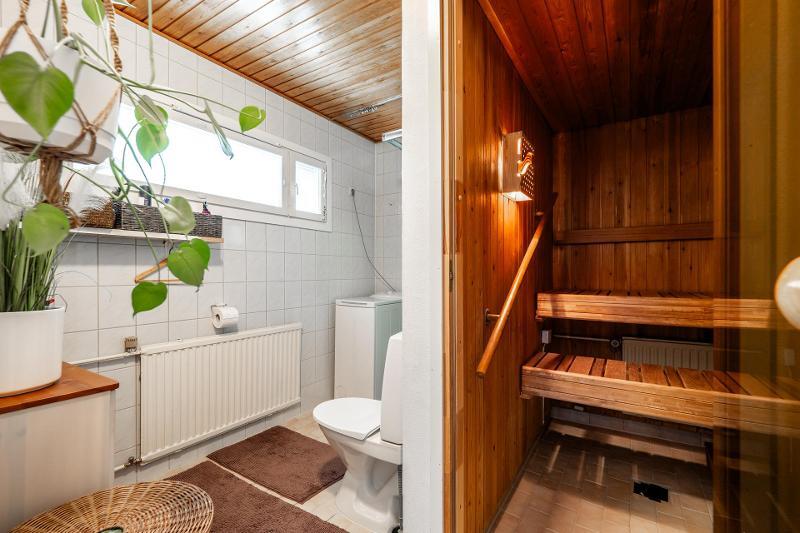 Hanhikkitie 2, Oulu