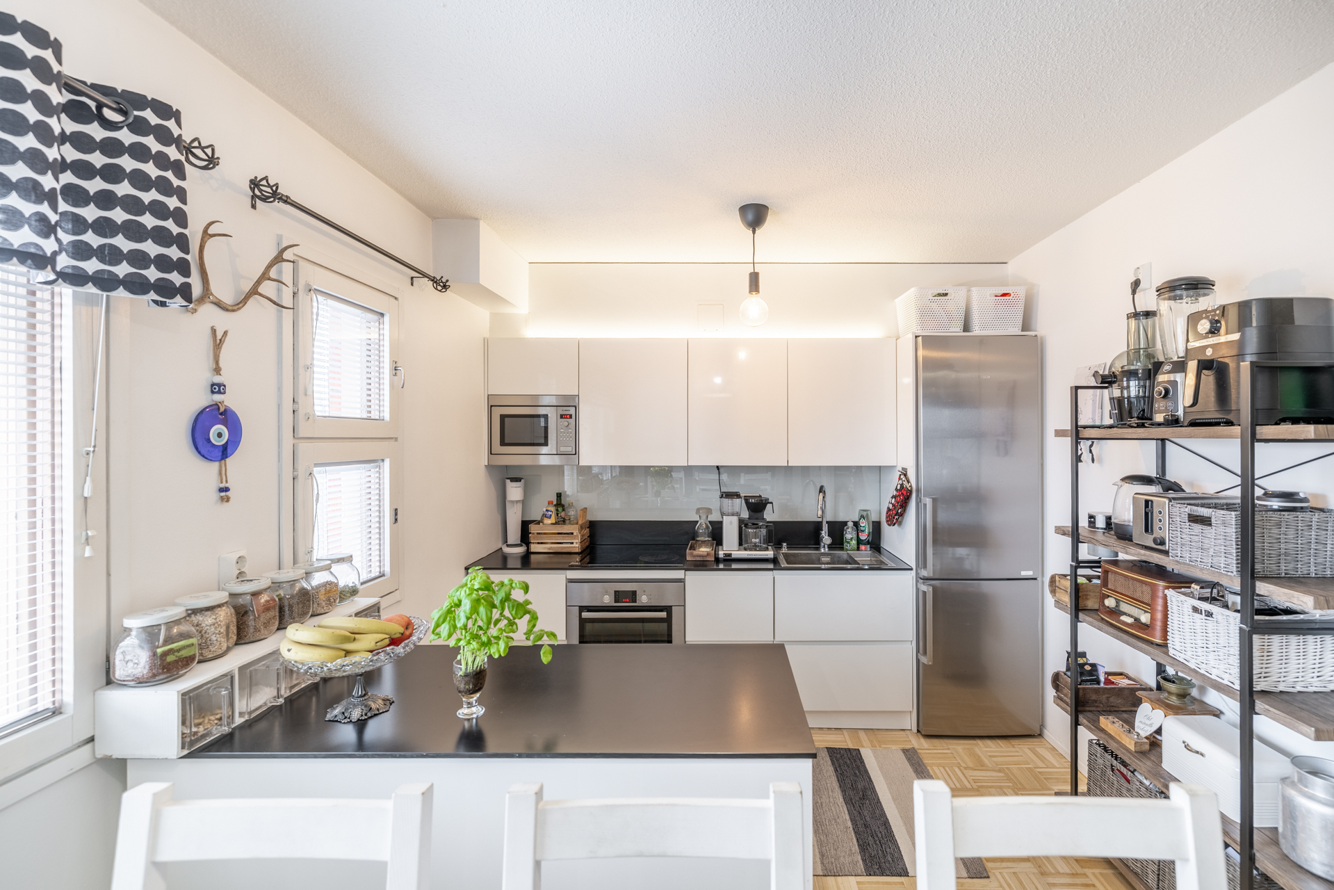 2012 remontoitu keittiö