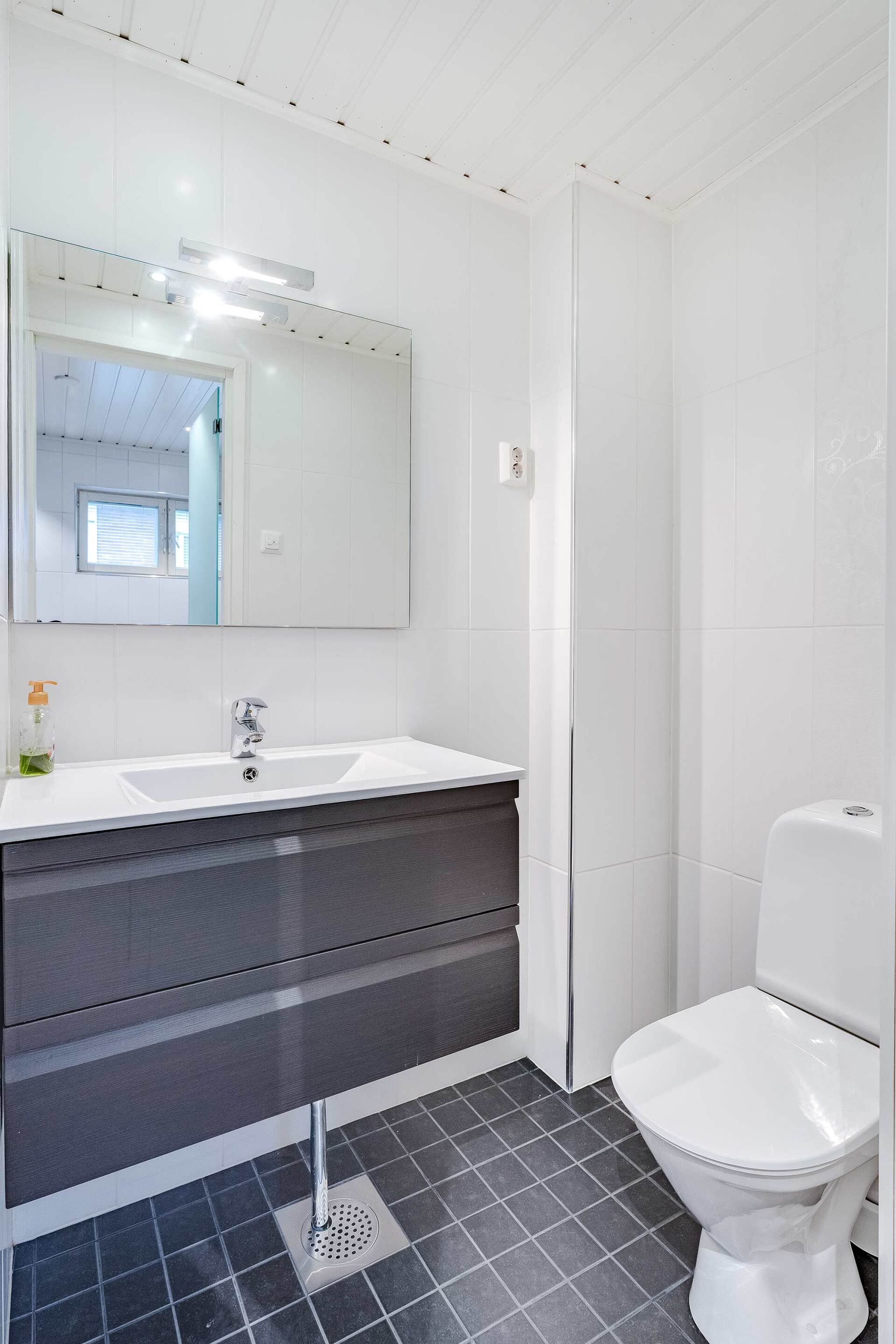 Kph:n vieressä wc