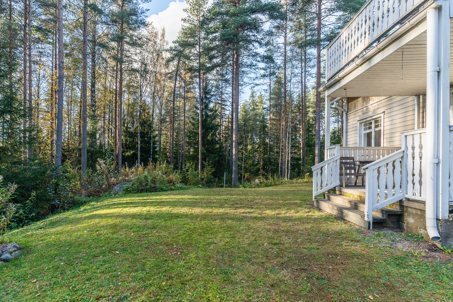 Pihanäkymä pohjoisen suuntaan