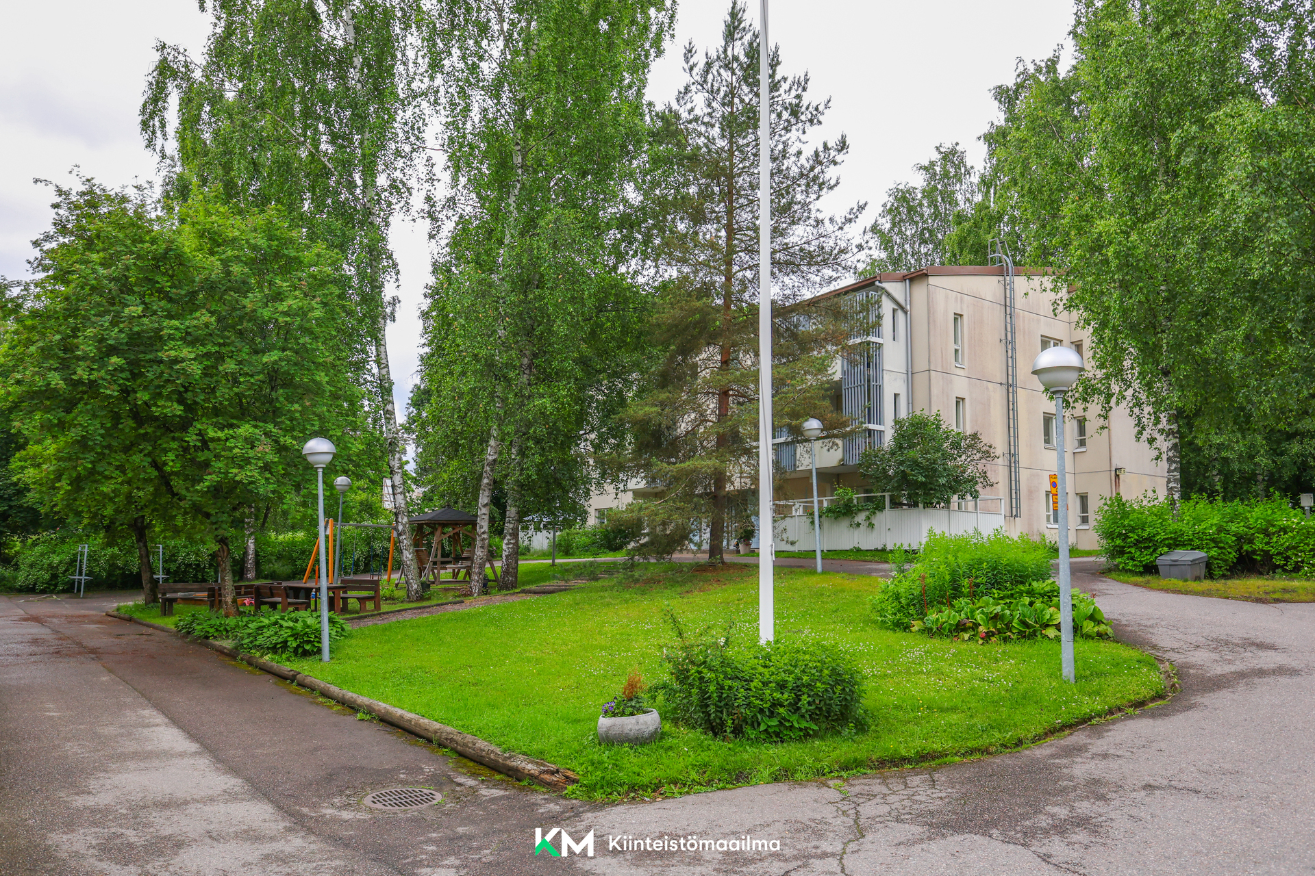 Raitamaantie 12, Helsinki