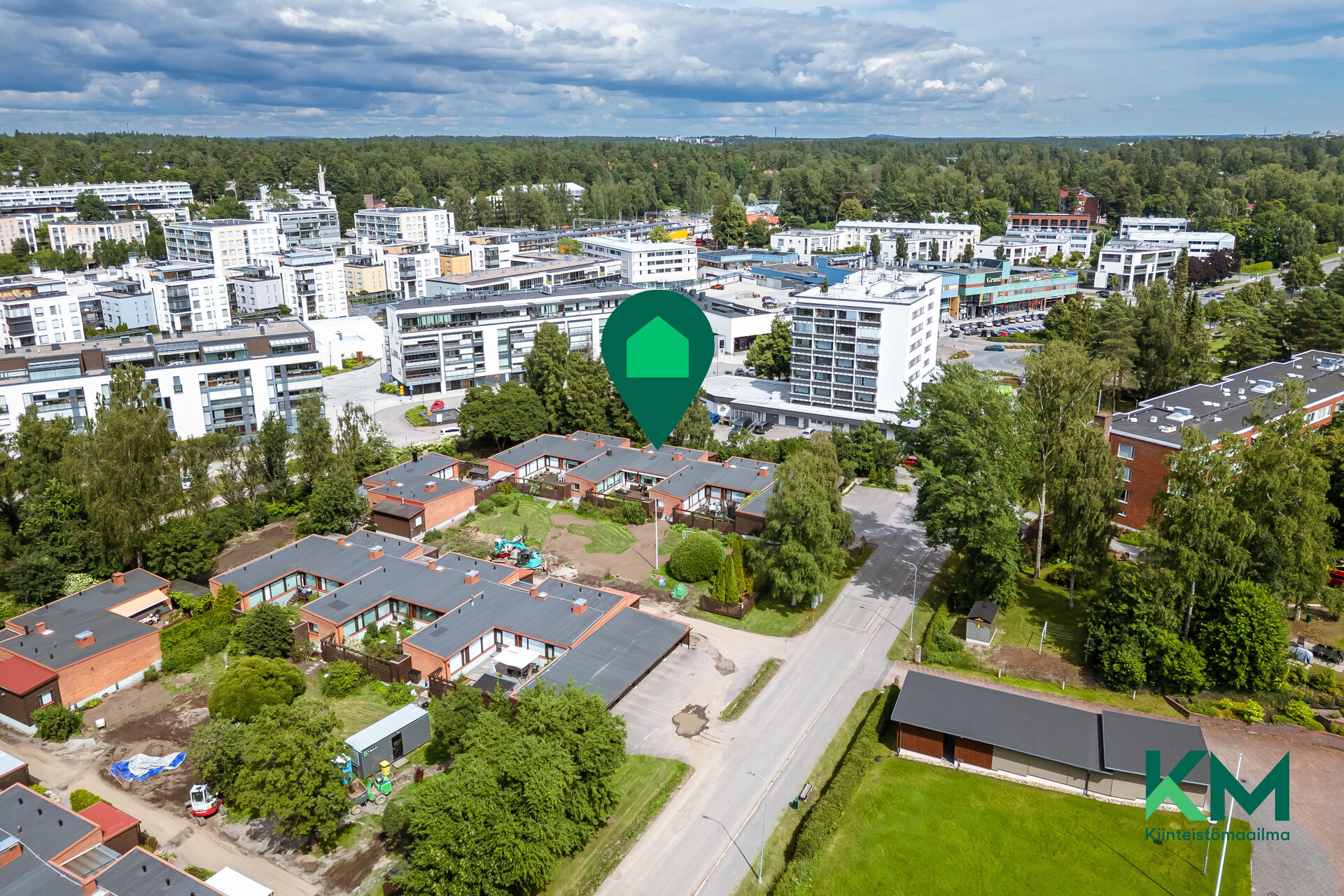 Kirkkotie 17, Kauniainen