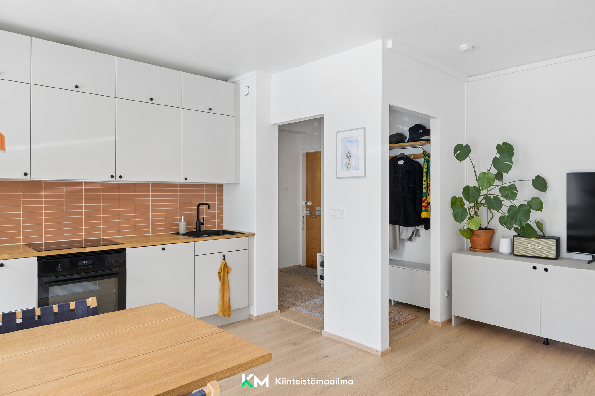 Roihuvuorentie 5, Roihuvuori, Helsinki