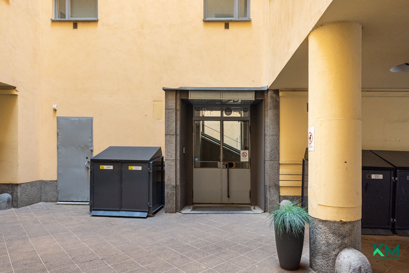 Pietarinkatu 15, Ullanlinna, Helsinki