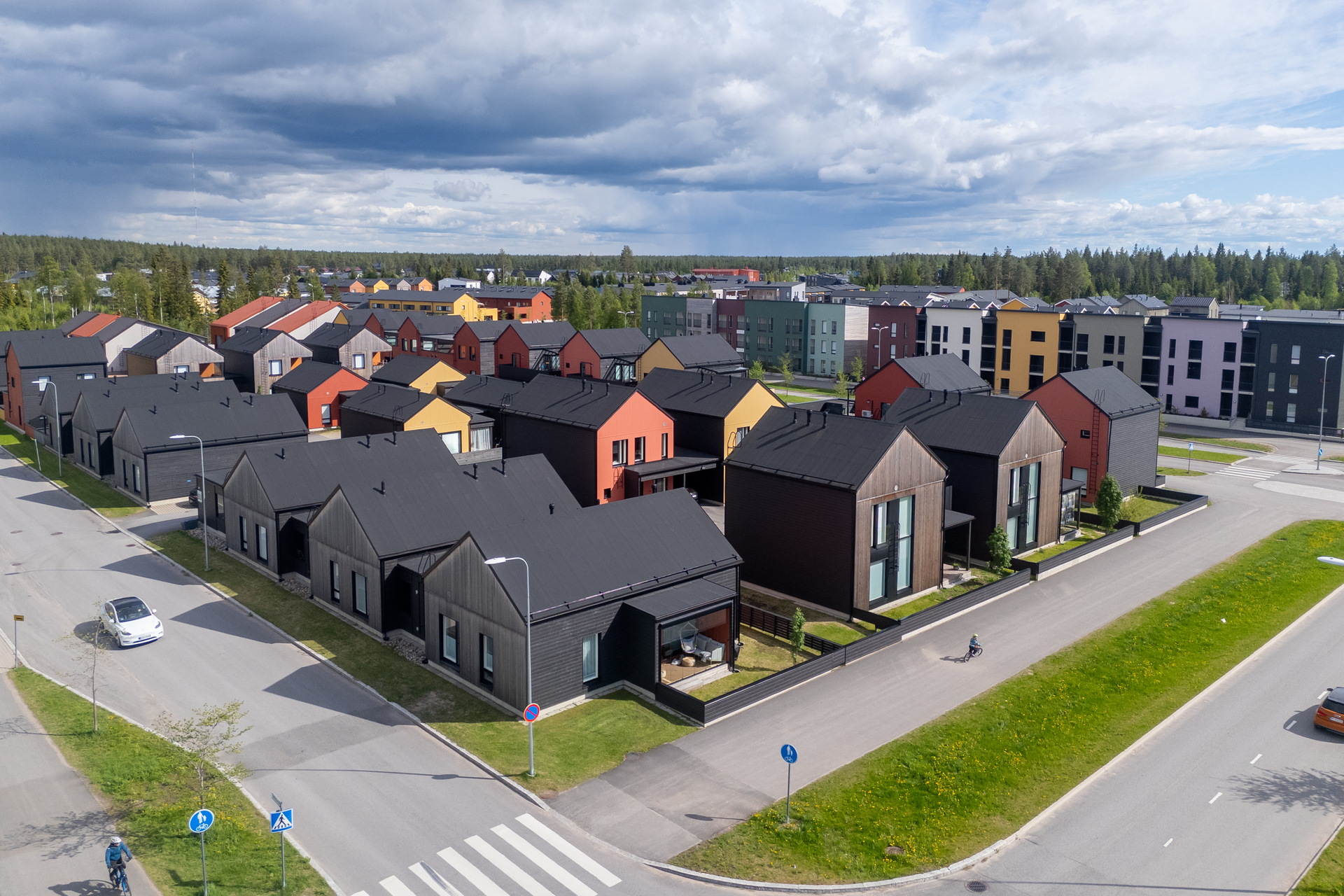 Tahtimarssi 2, Hiukkavaara, Oulu