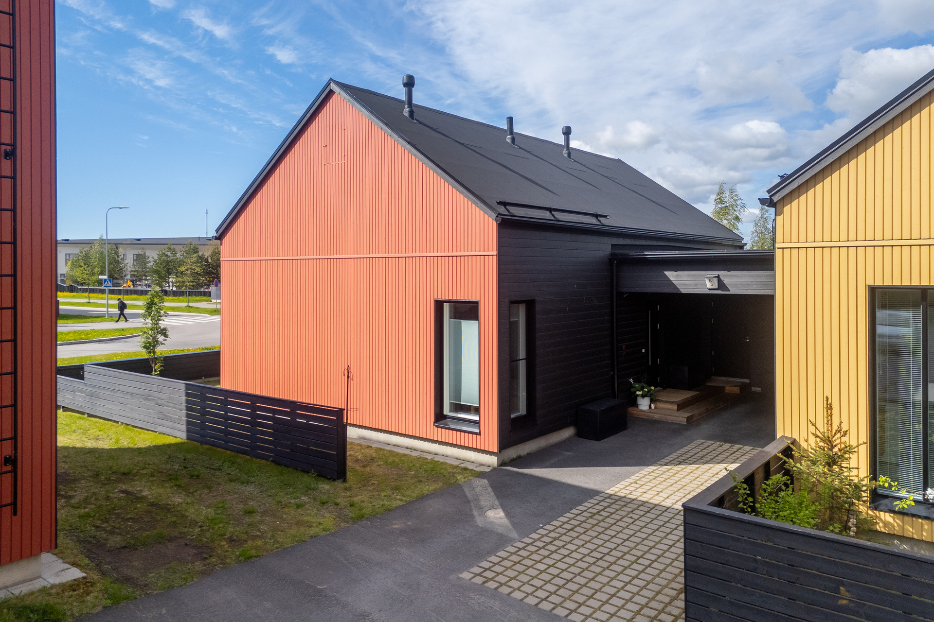 Tahtimarssi 2, Hiukkavaara, Oulu