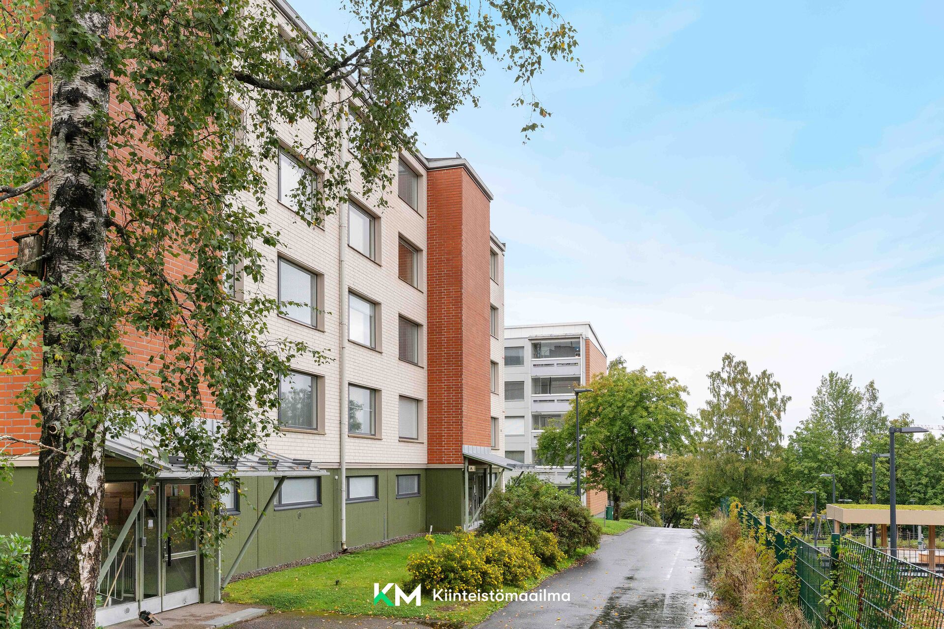 Laajavuorenrinne 4, Martinlaakso, Vantaa