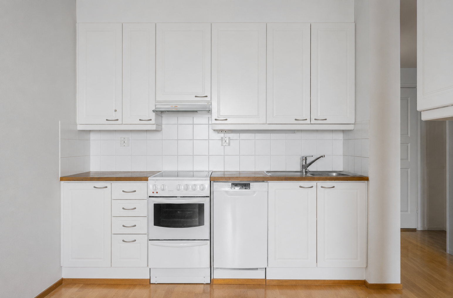 Leikosaarentie 27, Aurinkolahti, Helsinki