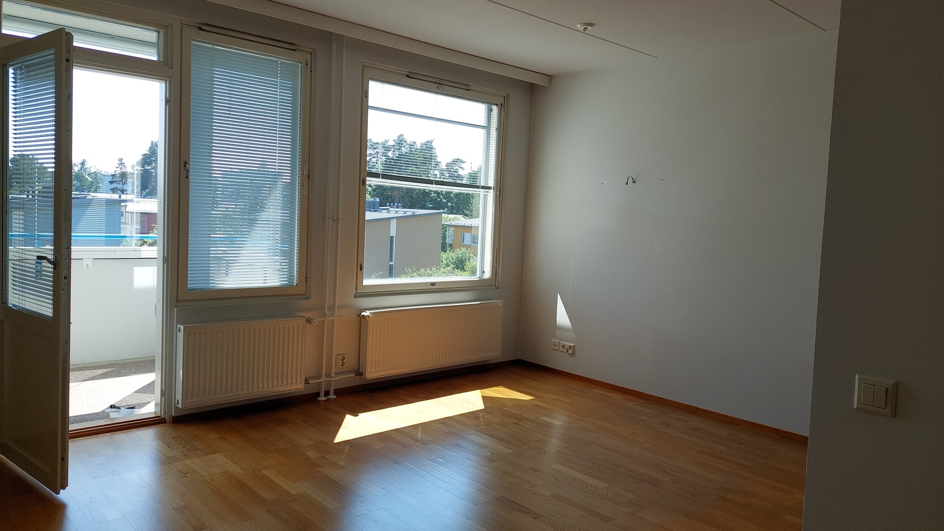 Leikosaarentie 27, Aurinkolahti, Helsinki