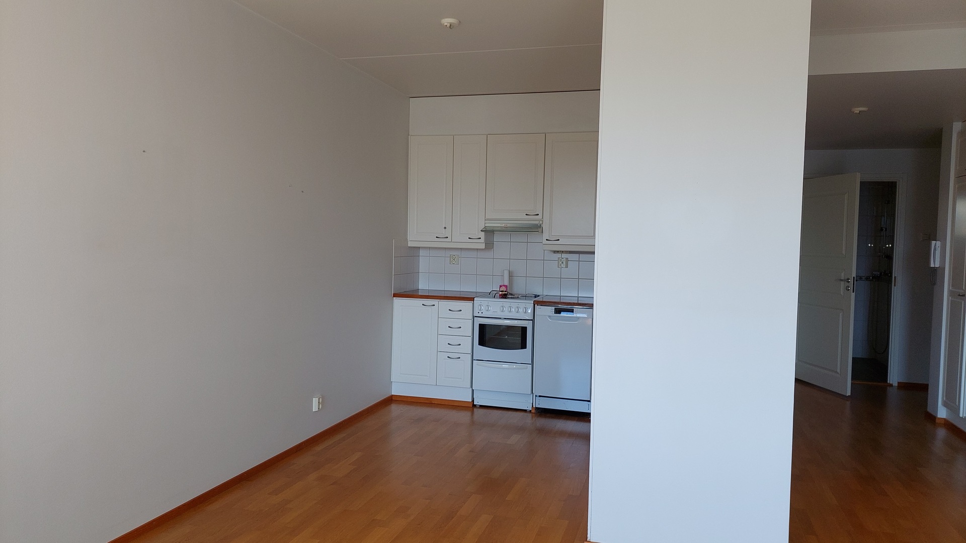 Leikosaarentie 27, Aurinkolahti, Helsinki