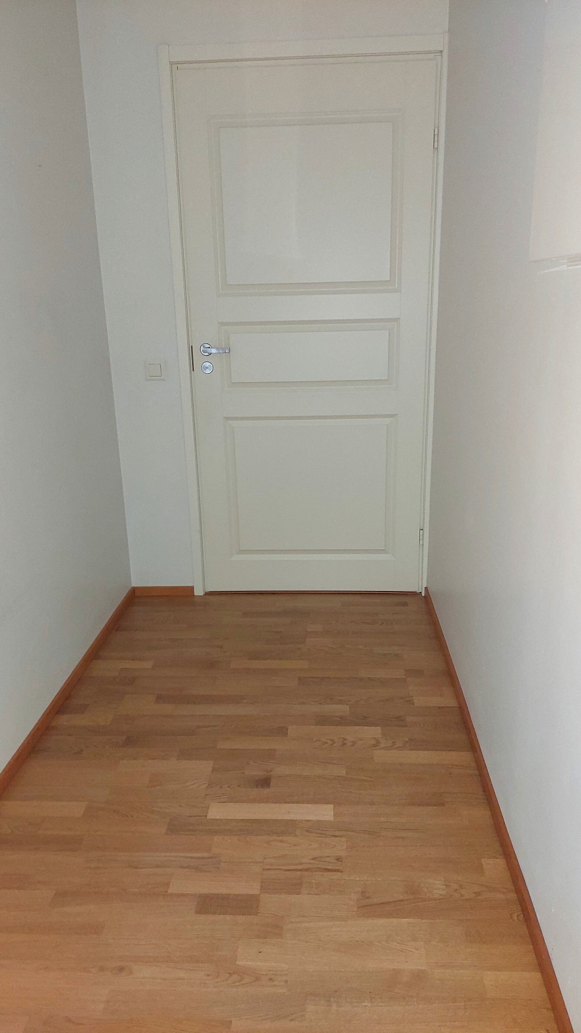 Leikosaarentie 27, Aurinkolahti, Helsinki
