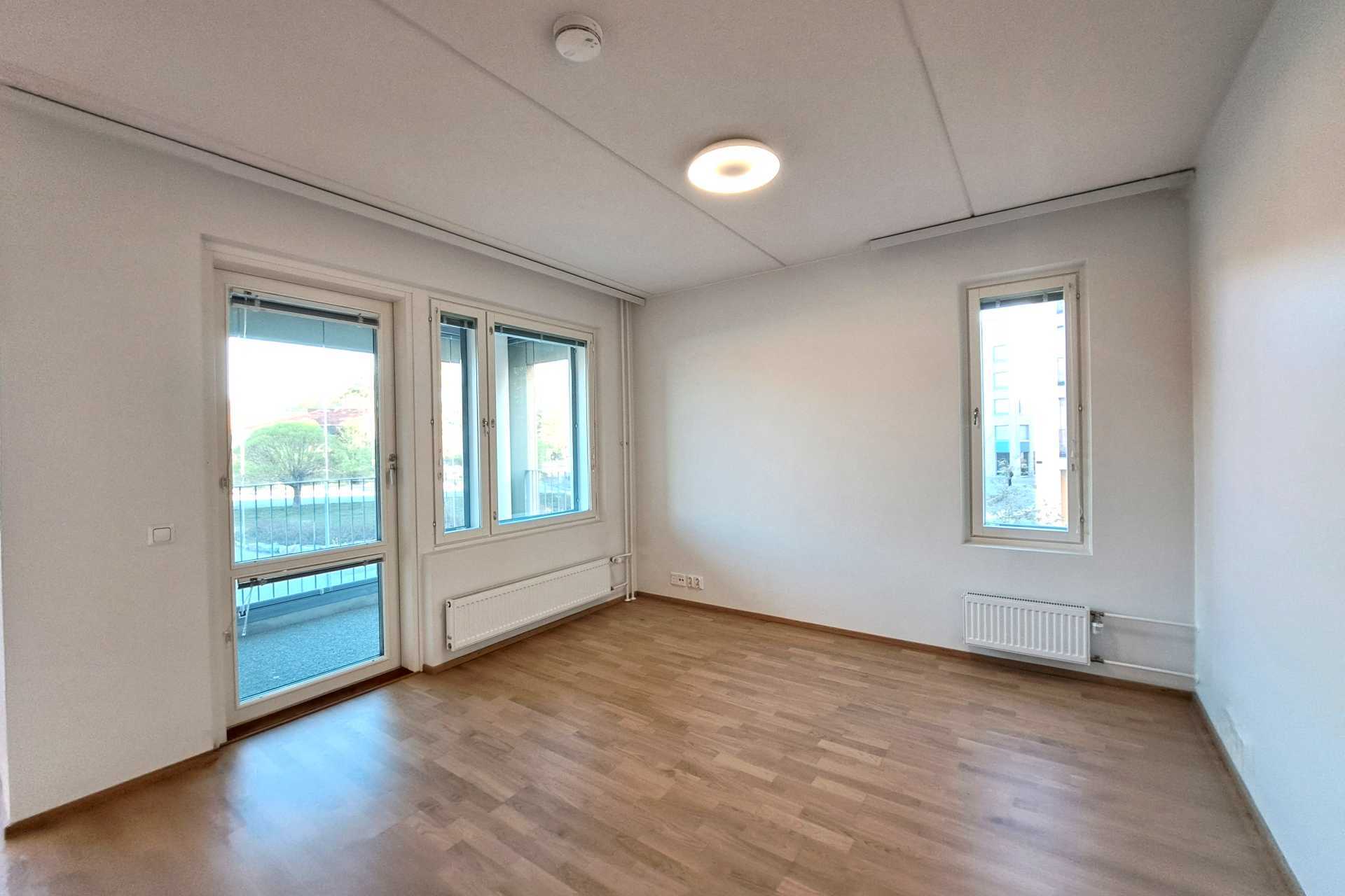 Kuninkaantammenkierto 10, , Kuninkaantammi, Helsinki