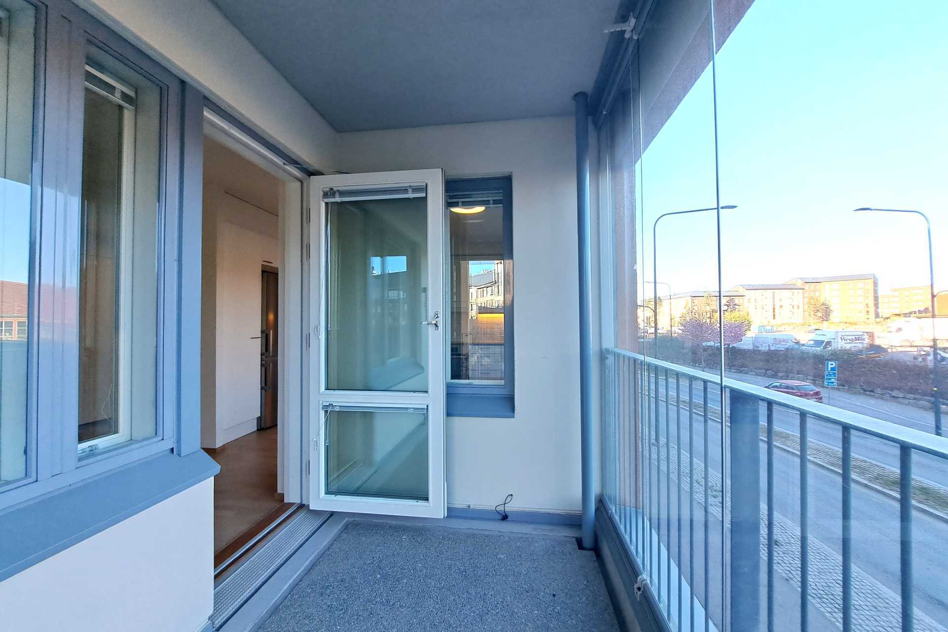 Kuninkaantammenkierto 10, , Kuninkaantammi, Helsinki