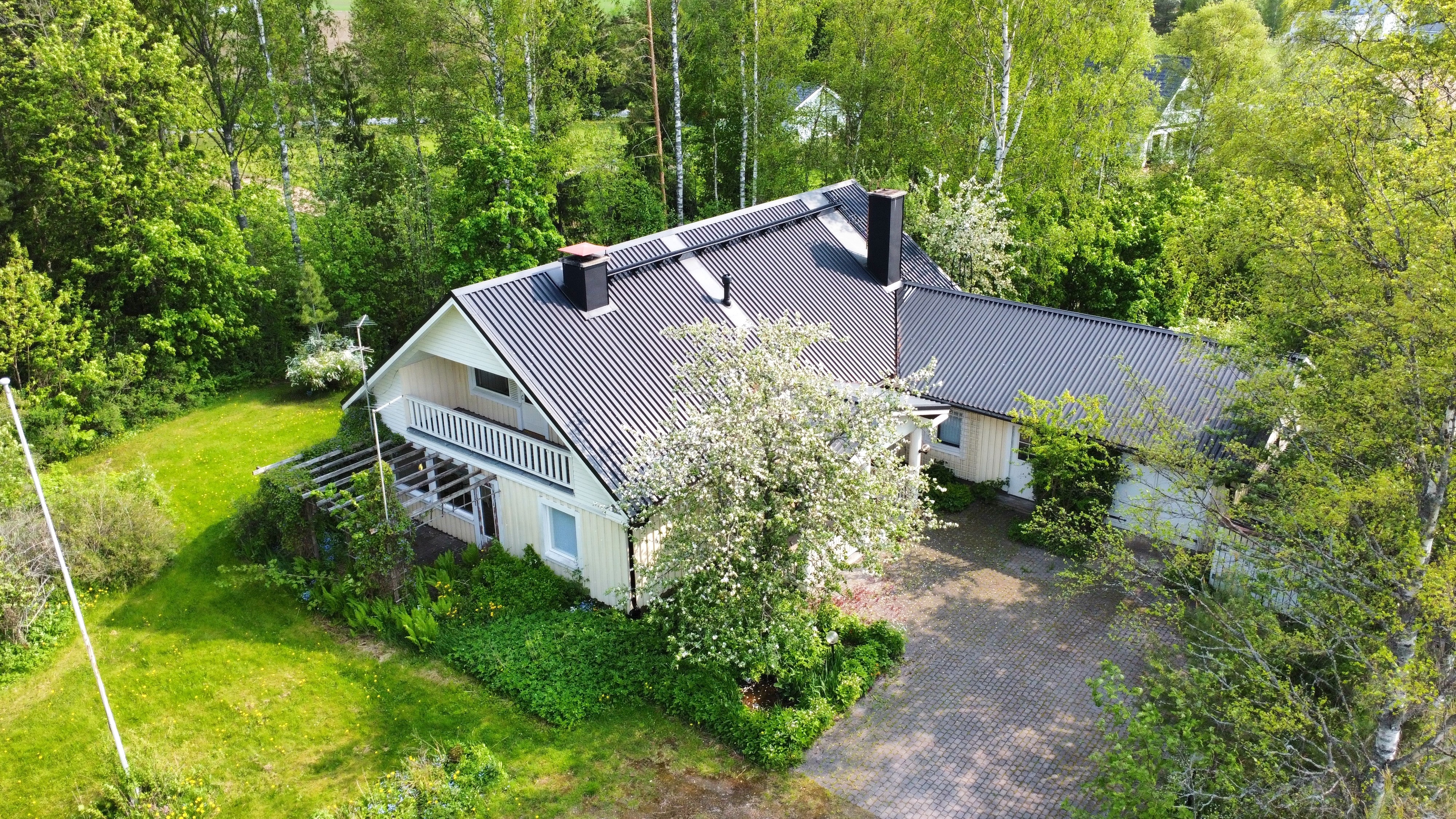 Samulintie 6, Kurikka