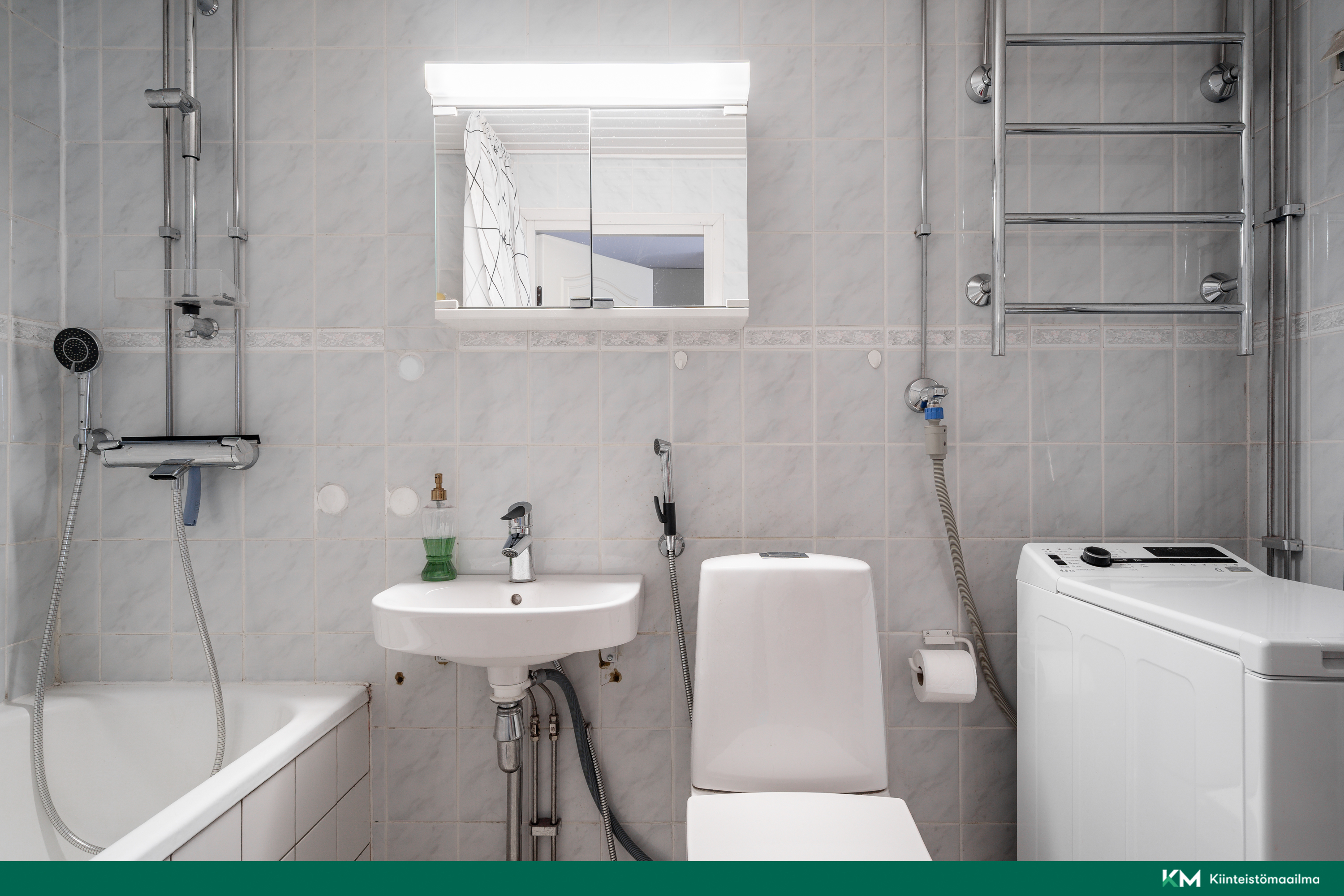 Simonkyläntie 11, Ristipuro, Vantaa