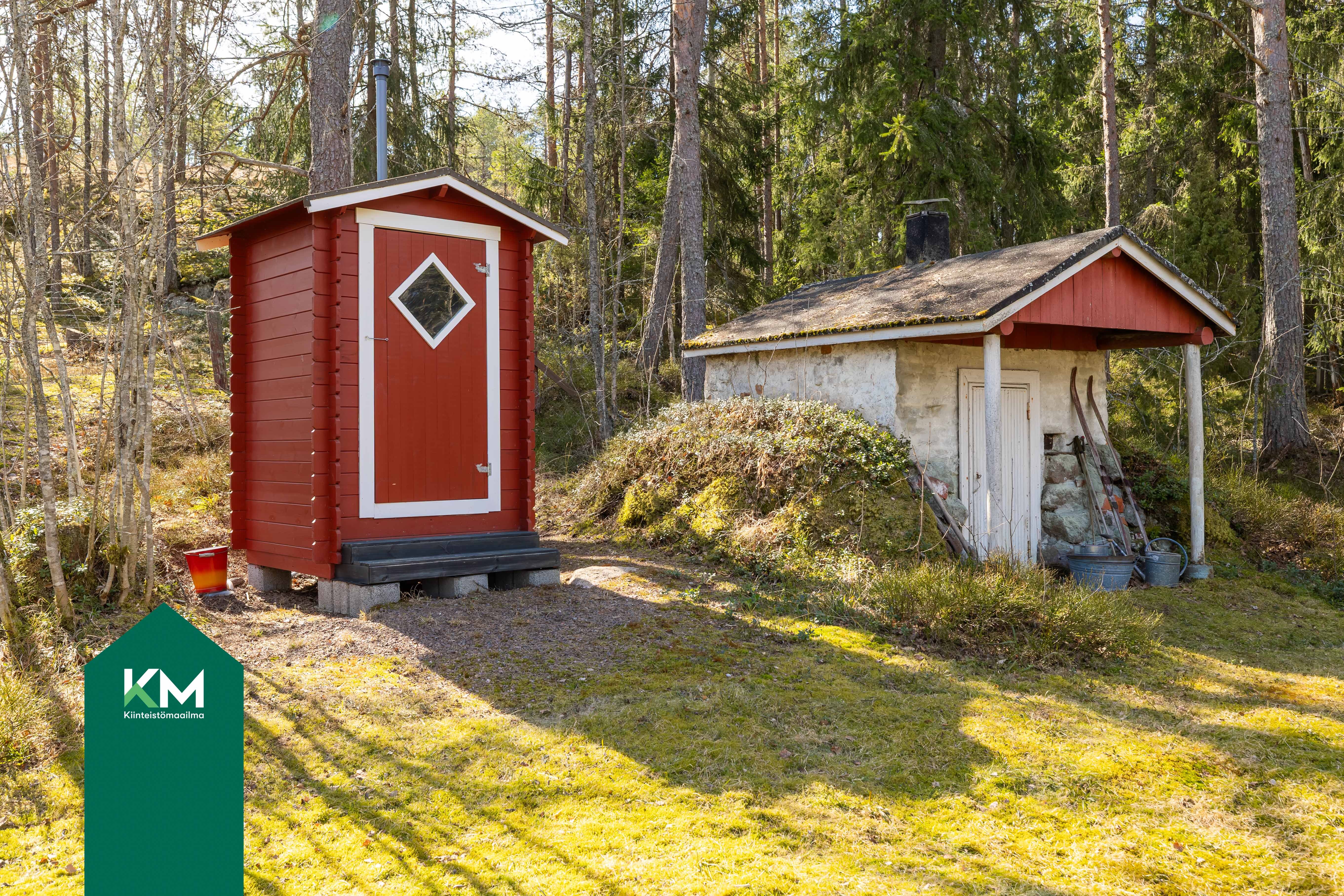 Luovintie 137, Kaarniemi, Kotka