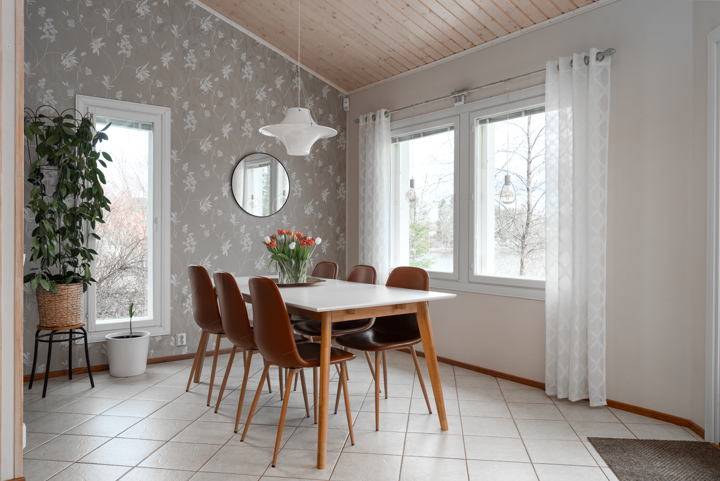Hytösenkuja 4, Laukaa