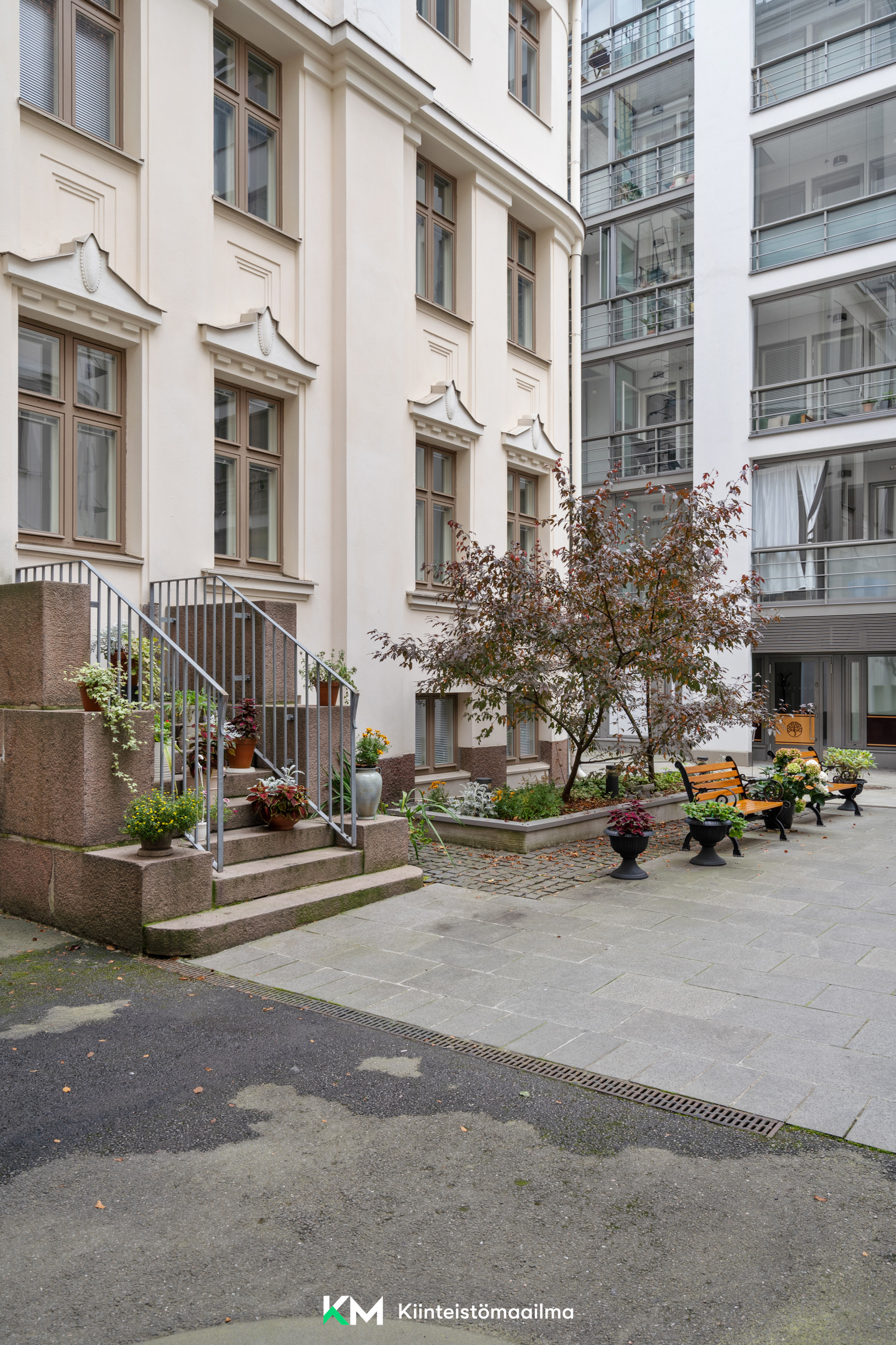 Mikonkatu 11, Kluuvi, Helsinki