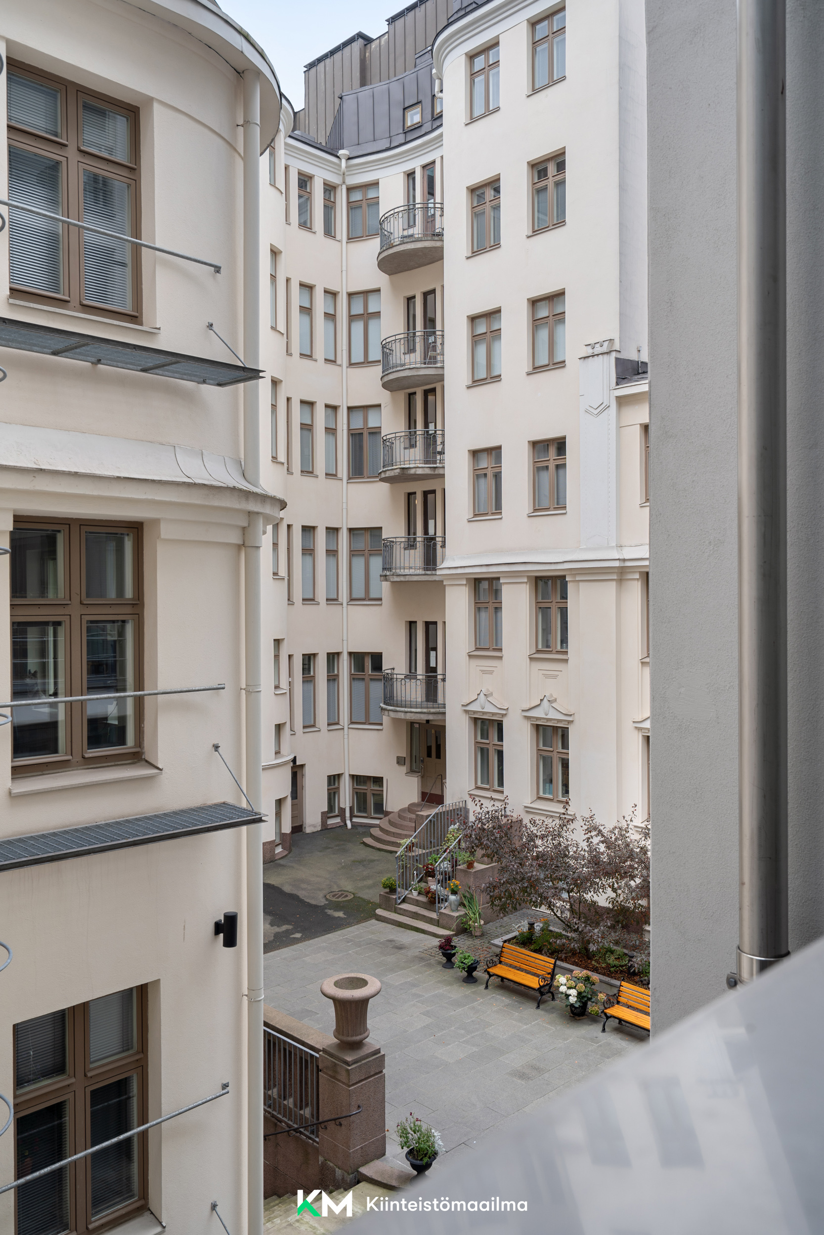 Mikonkatu 11, Kluuvi, Helsinki